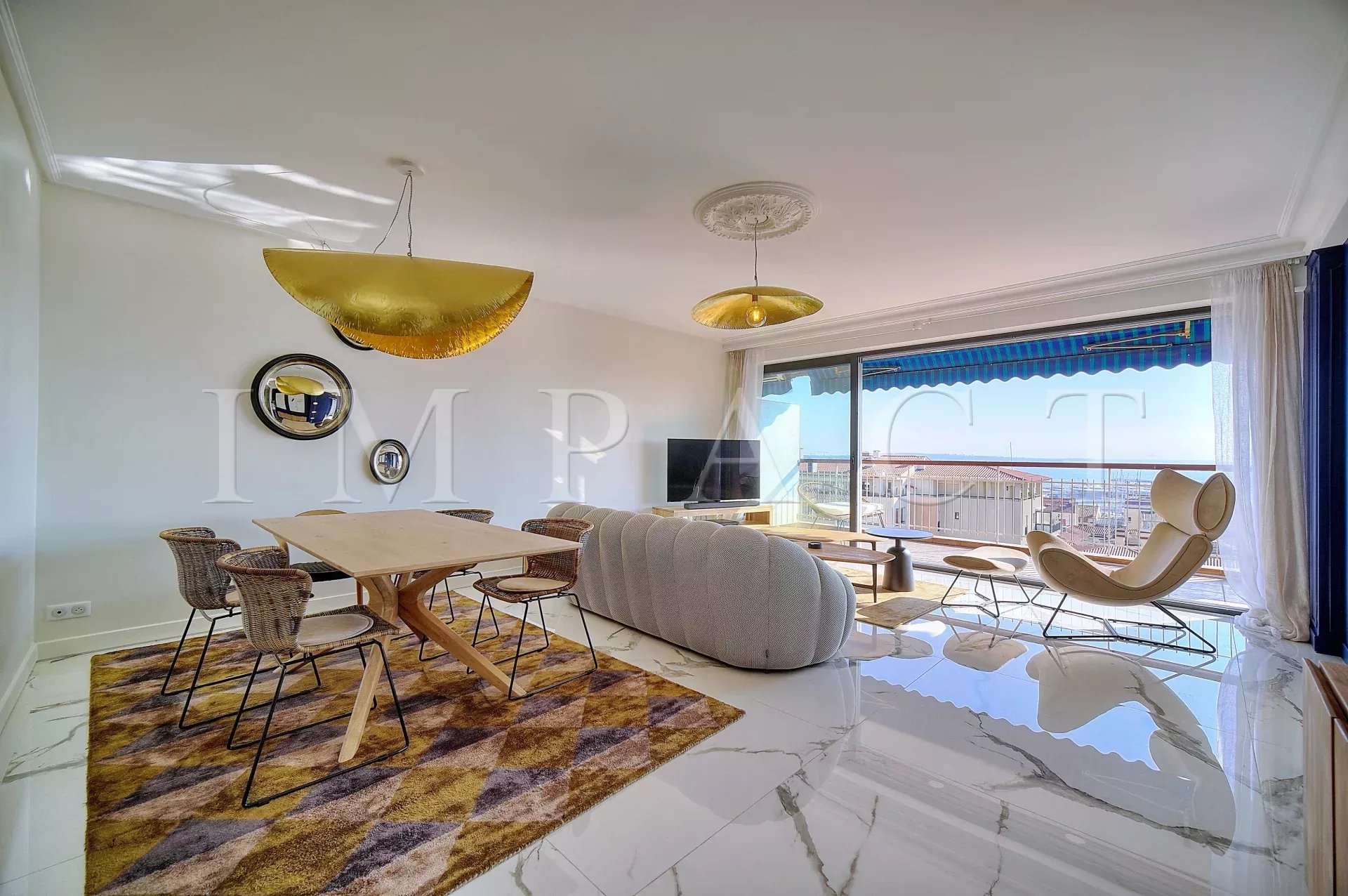 Appartement centre de Cannes à louer 