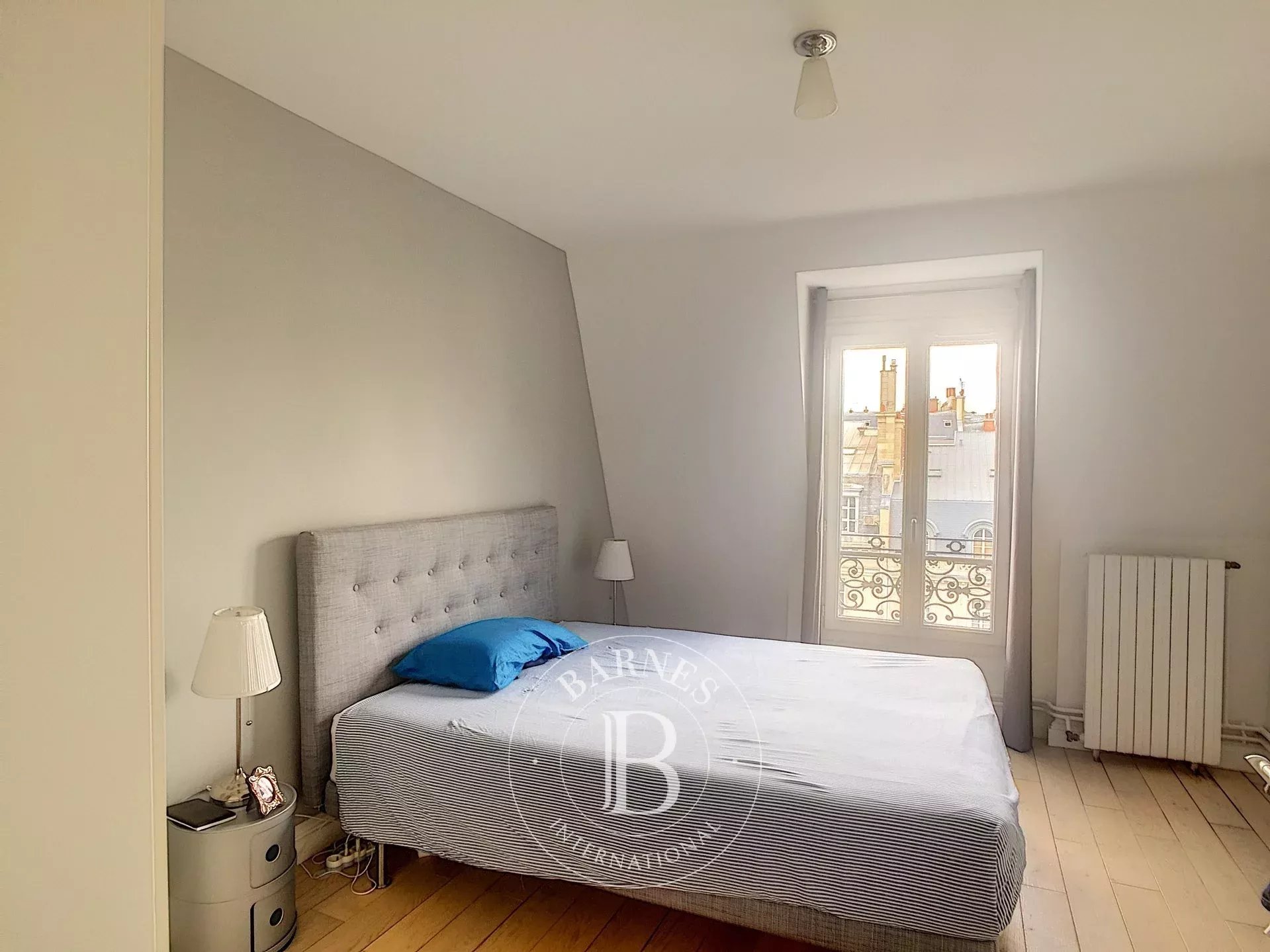 Daire Paris 8ème - picture 7