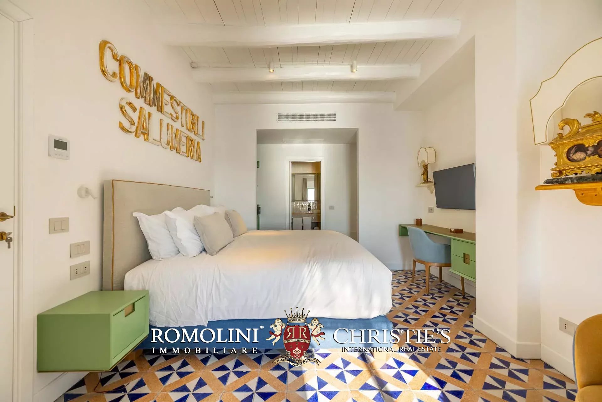 8 Bedroom Villa/Townhouse's Image 121