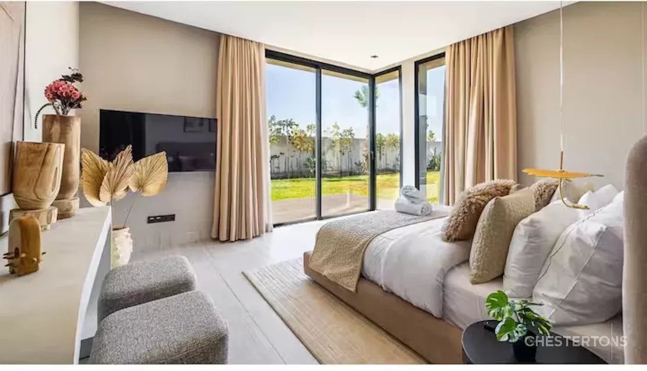  Image of Villa - 5 Bedrooms for Sale in Marrakech-Ménara-Marrakech-Morocco, Image 17