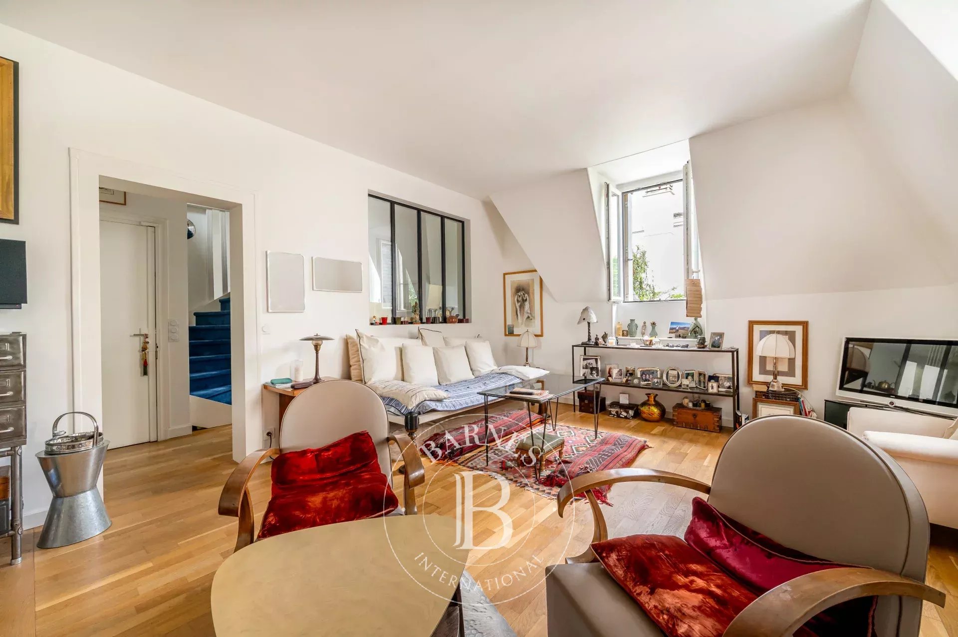 Neuilly Chézy-Borghèse - 2-bed duplex apartment in a former townhouse - Charming and atypical - Quiet, leafy surroundings - picture 5