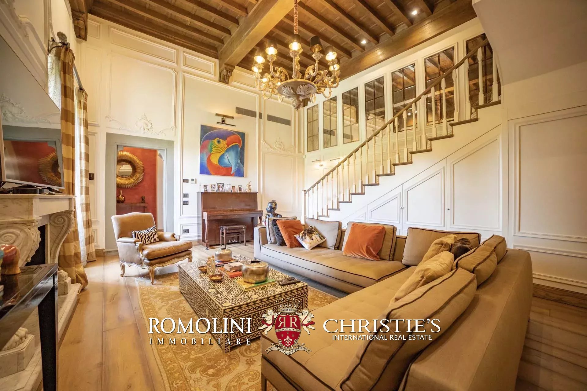 5 Bedroom Villa/Townhouse's Image 32