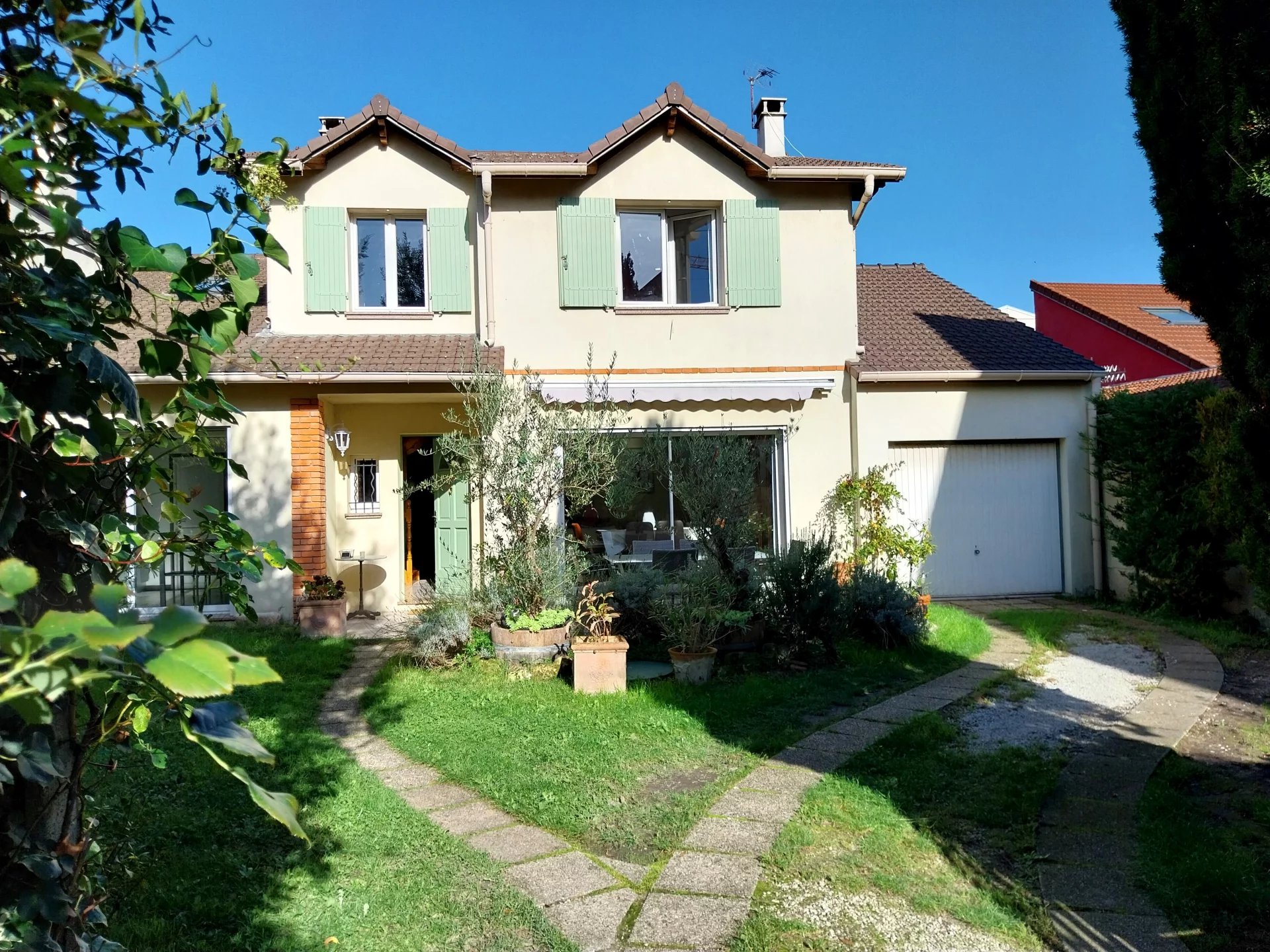 Belle maison individuelle 6P avec jardin
