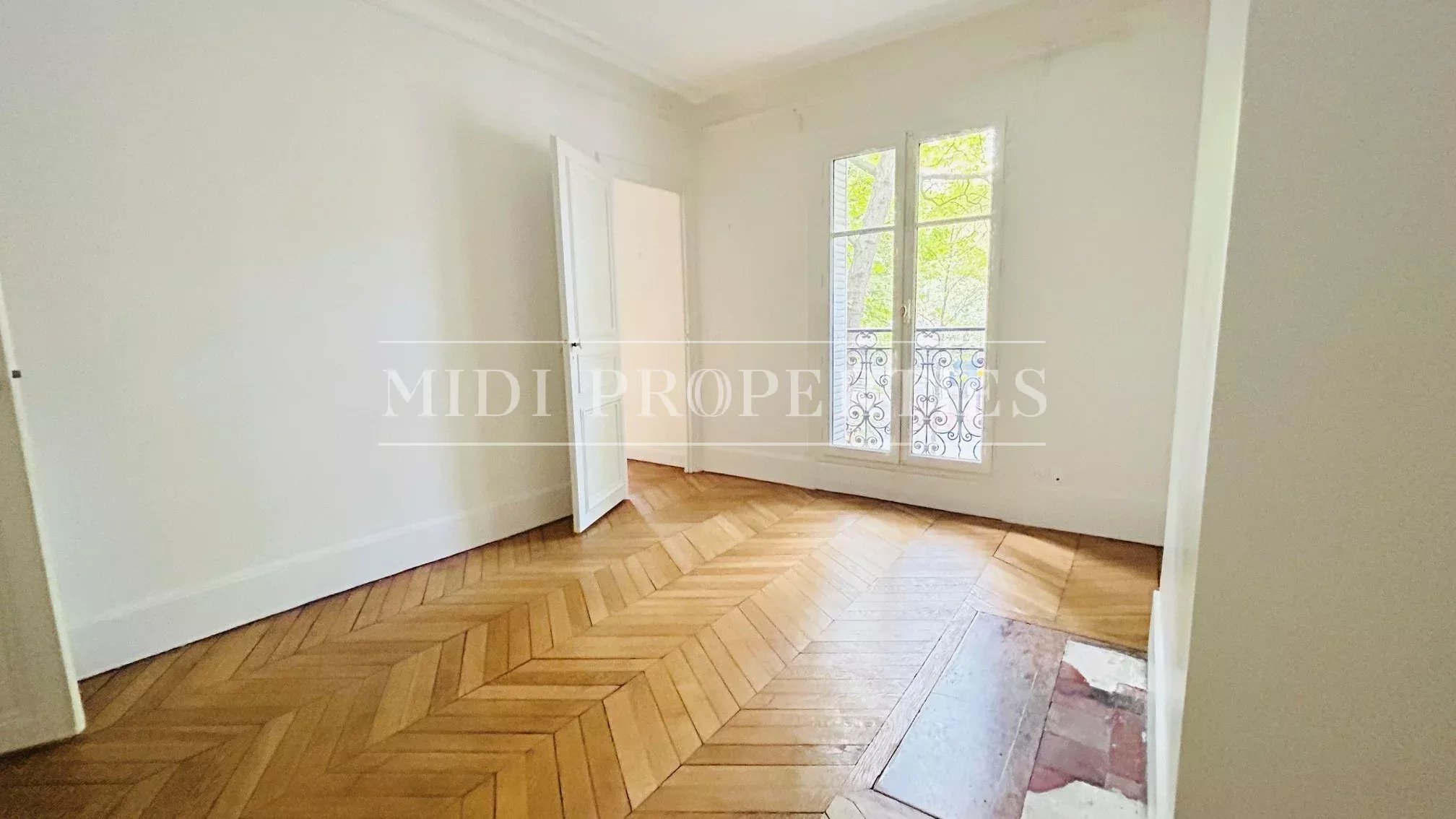 Sale Apartment Paris 14th Montparnasse