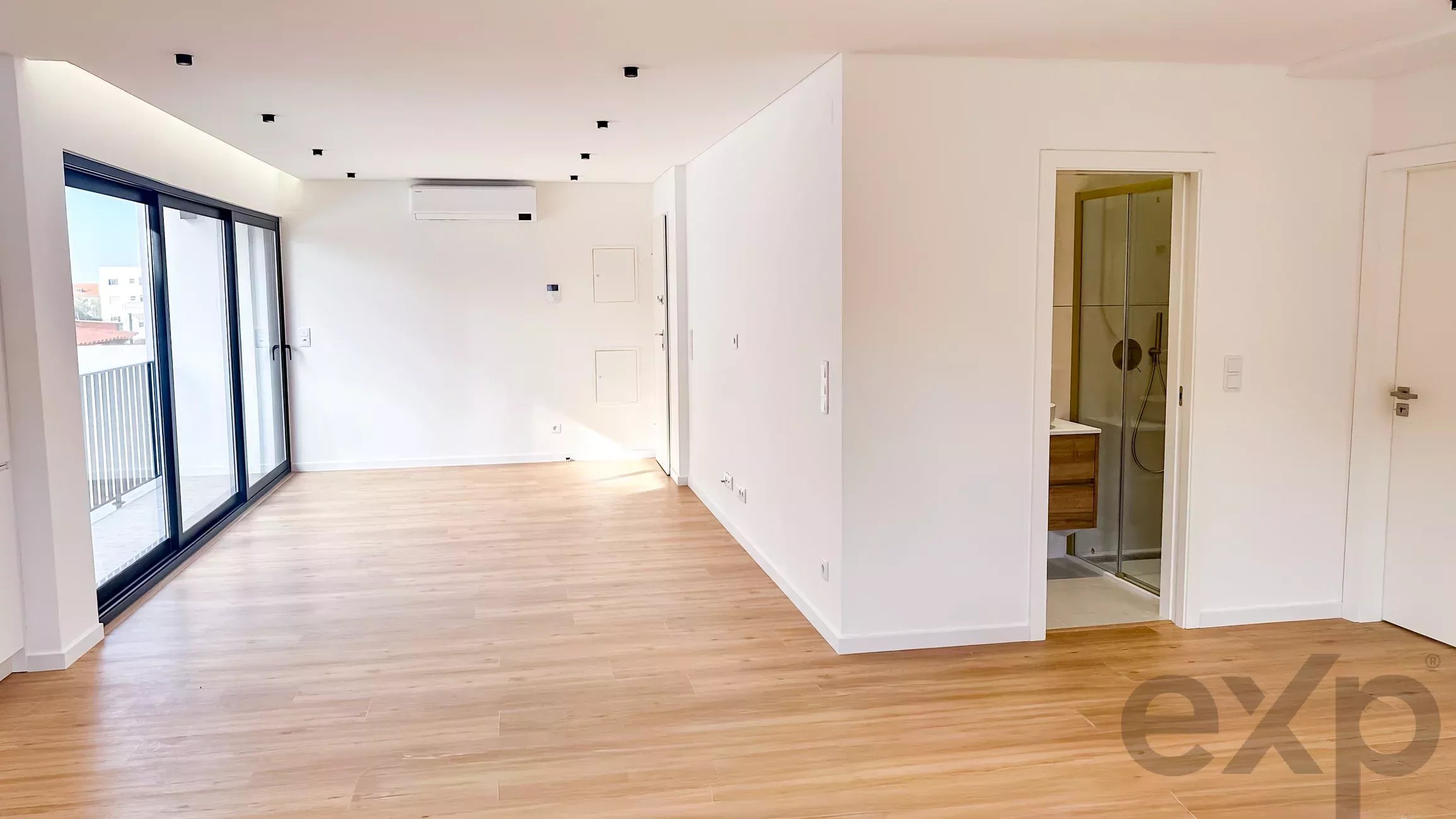 Modern 2-bedroom apartment in Alcabideche 86651620 image 46
