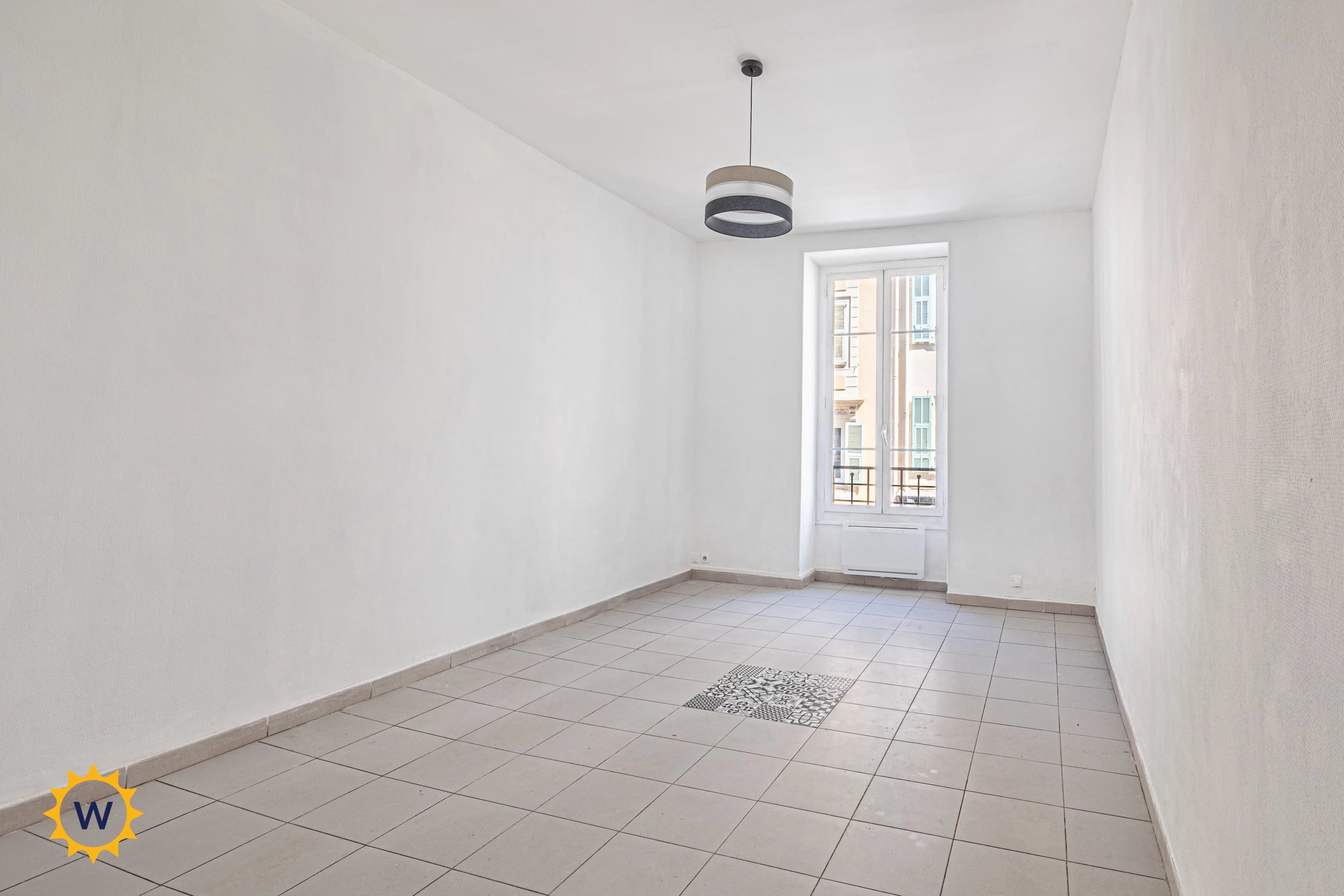 NICE LE PORT RUE BONAPARTE – 3/4 PIÈCES TRAVERSANT 65 M² – BALCON – ASCENSEUR — photo 3