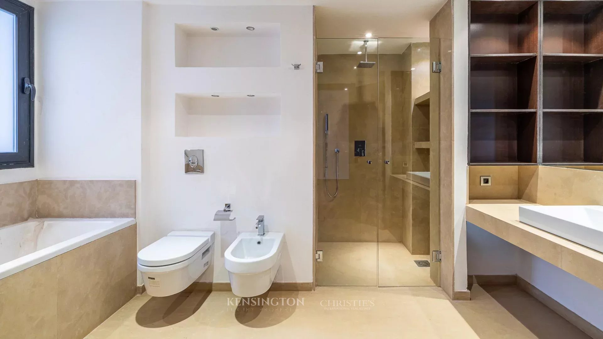 2 Bedroom Apartment/Flat's Image 16