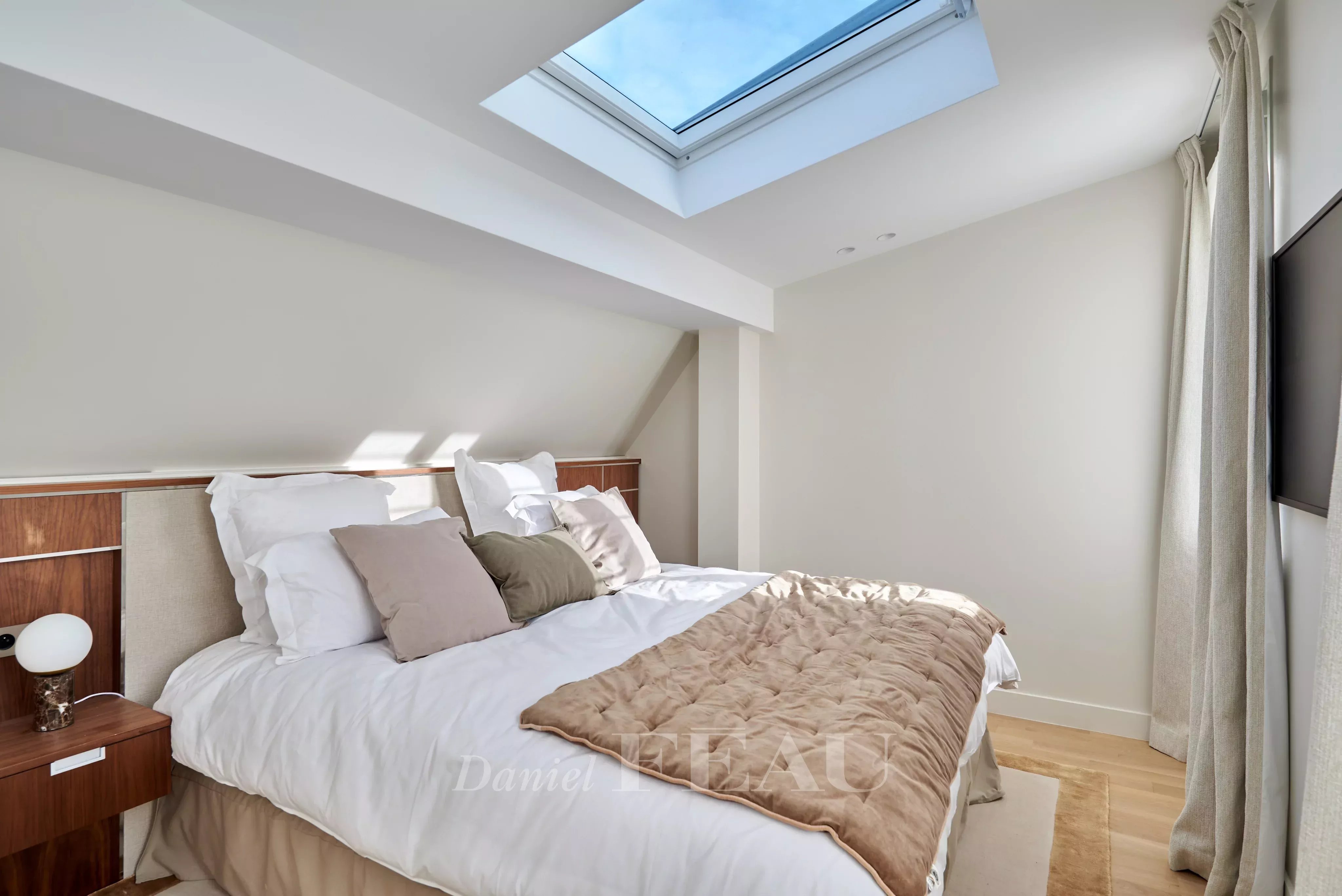 Location Appartement Paris 8ème