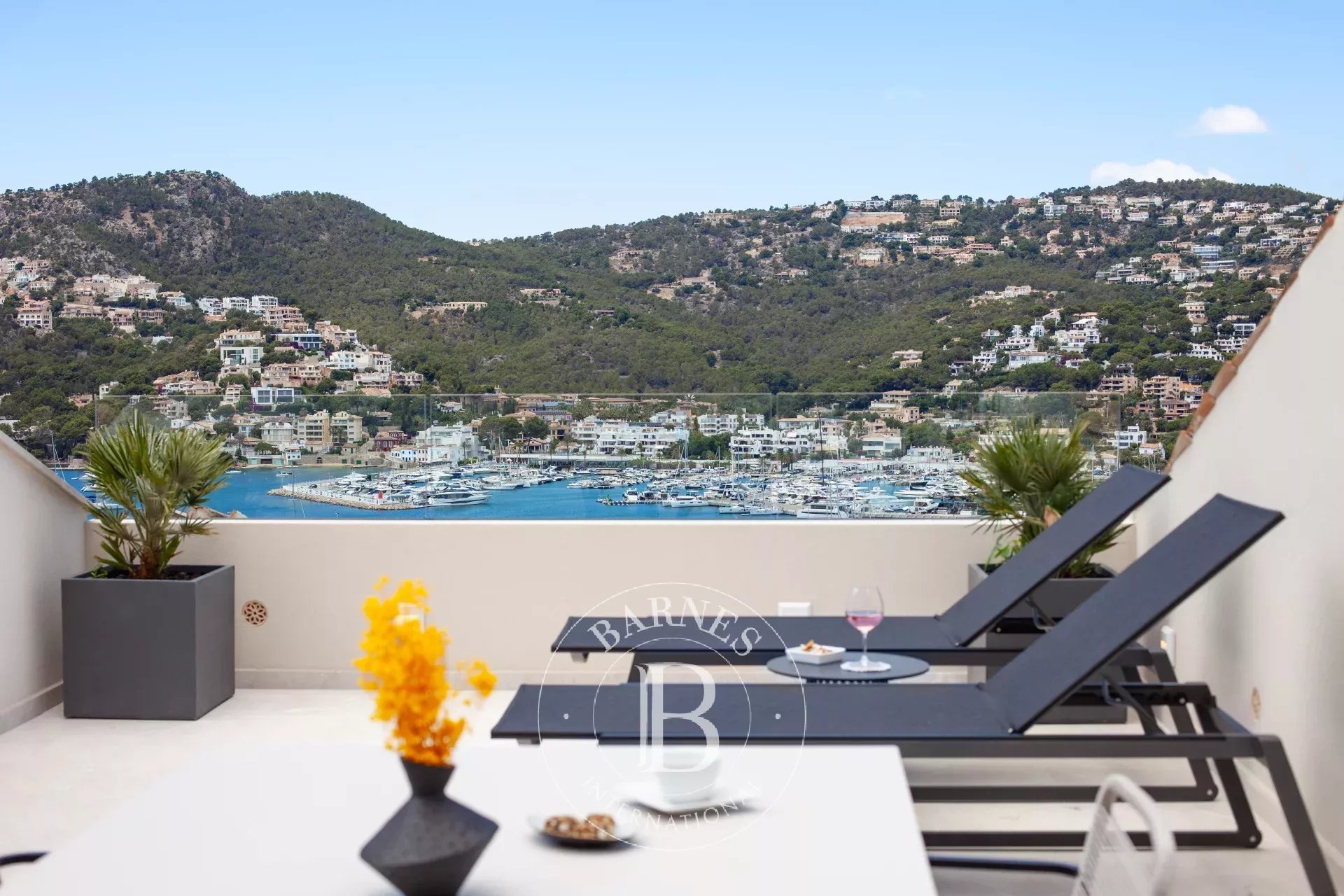 Puerto Blanco - Contemporary Townhouse with Harbour Views in Port d’Andratx