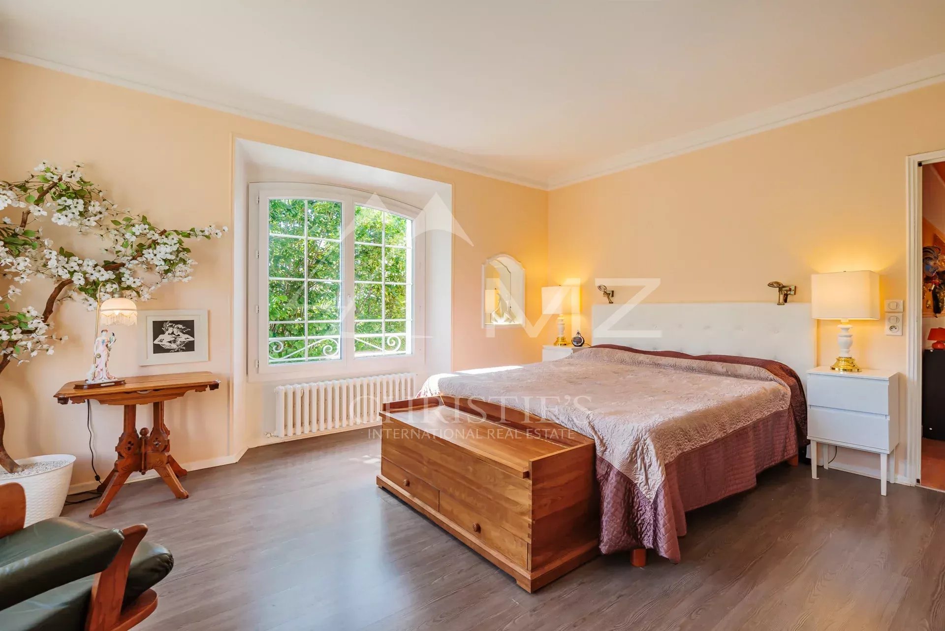 6 Bedroom Villa/Townhouse's Image 6
