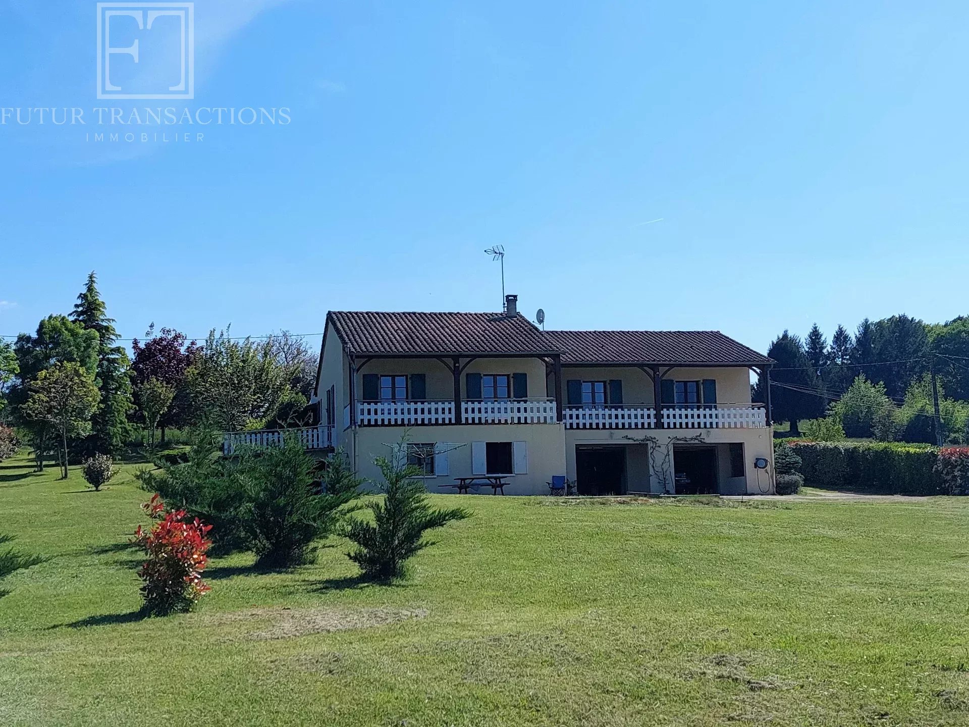 Agence immobilière de FUTUR TRANSACTIONS BRANTOME