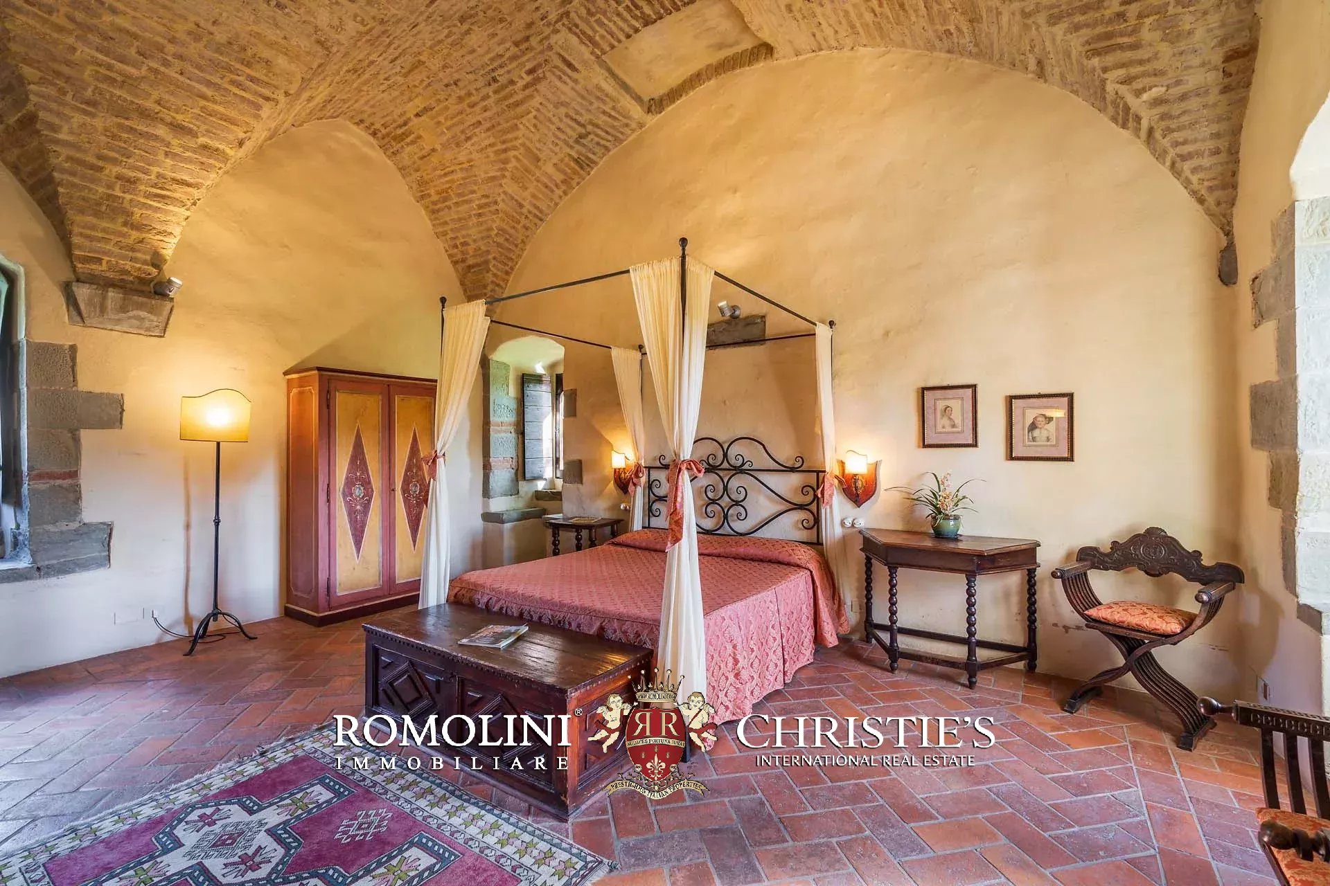 16 Bedroom Villa/Townhouse's Image 32