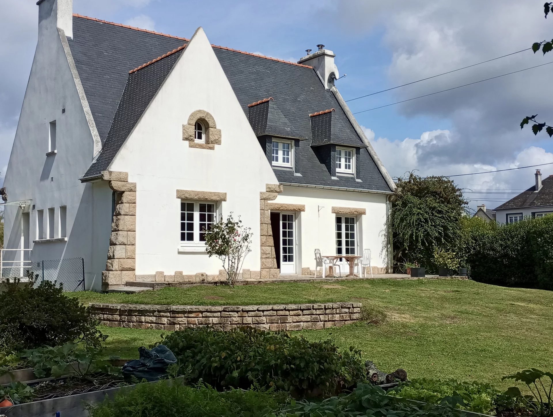Agence immobilière de AXE AVENIR TRANSMISSION