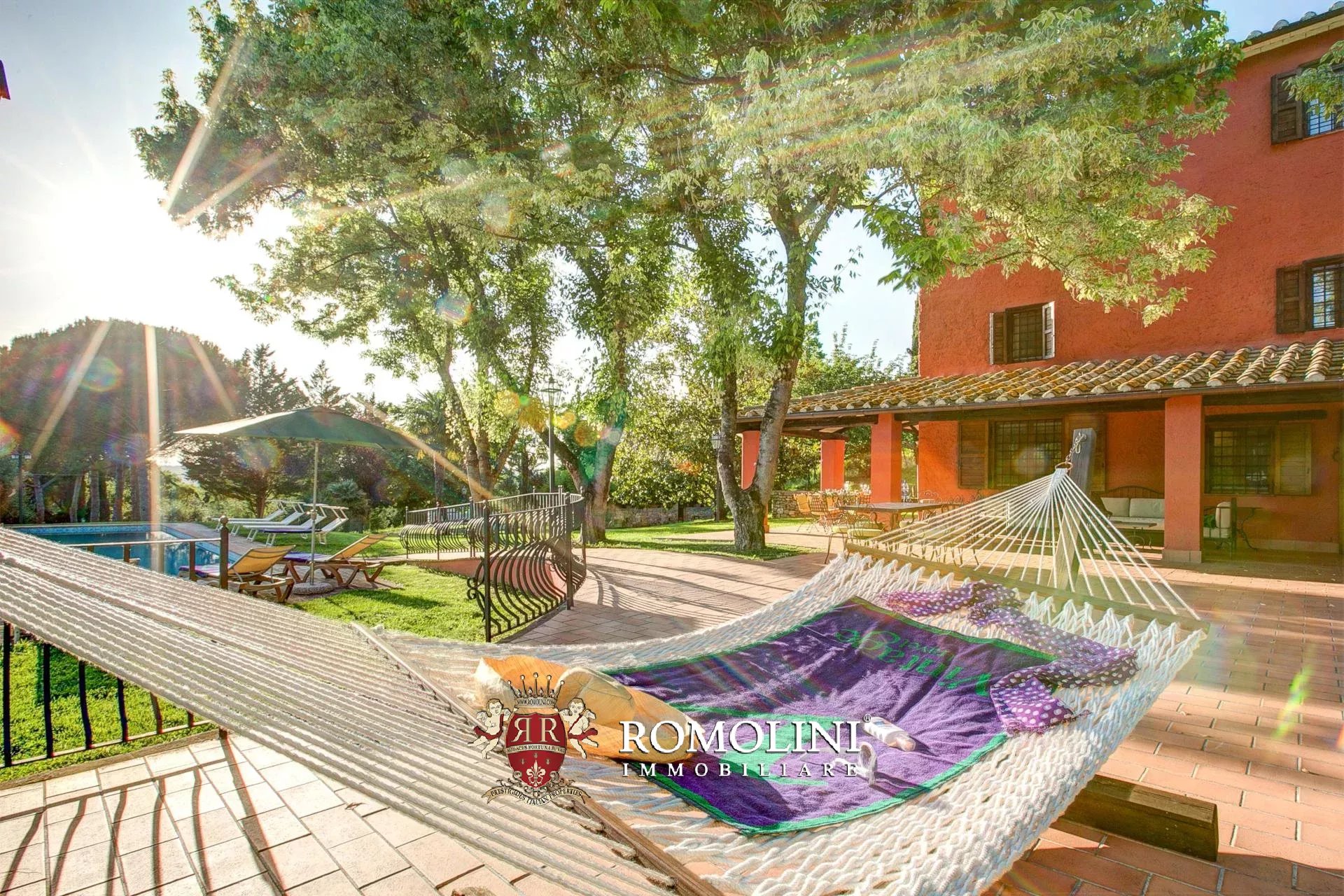 5 Bedroom Villa/Townhouse's Image 7
