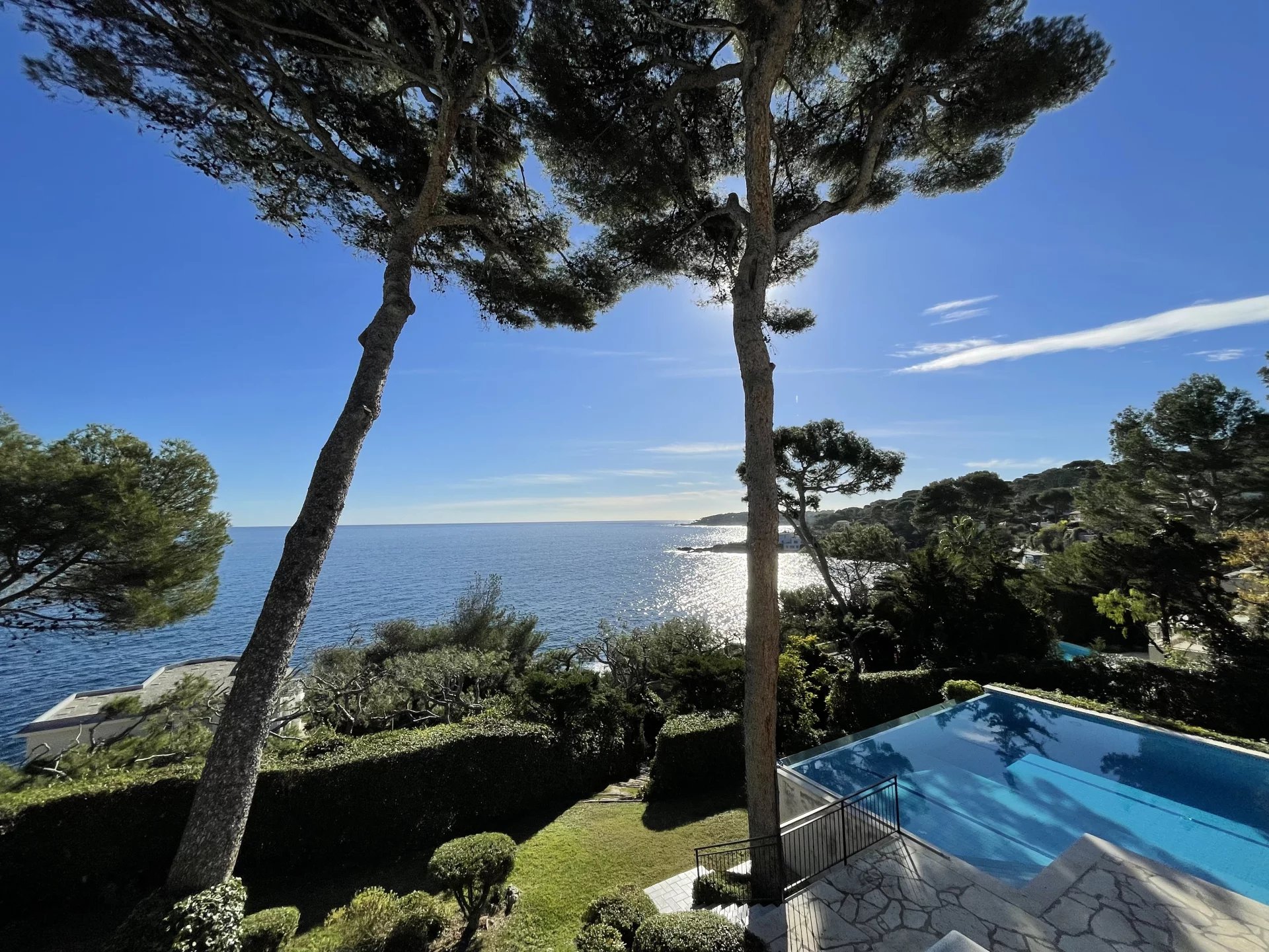 Villa en location saisonnière au Cap d'Antibes