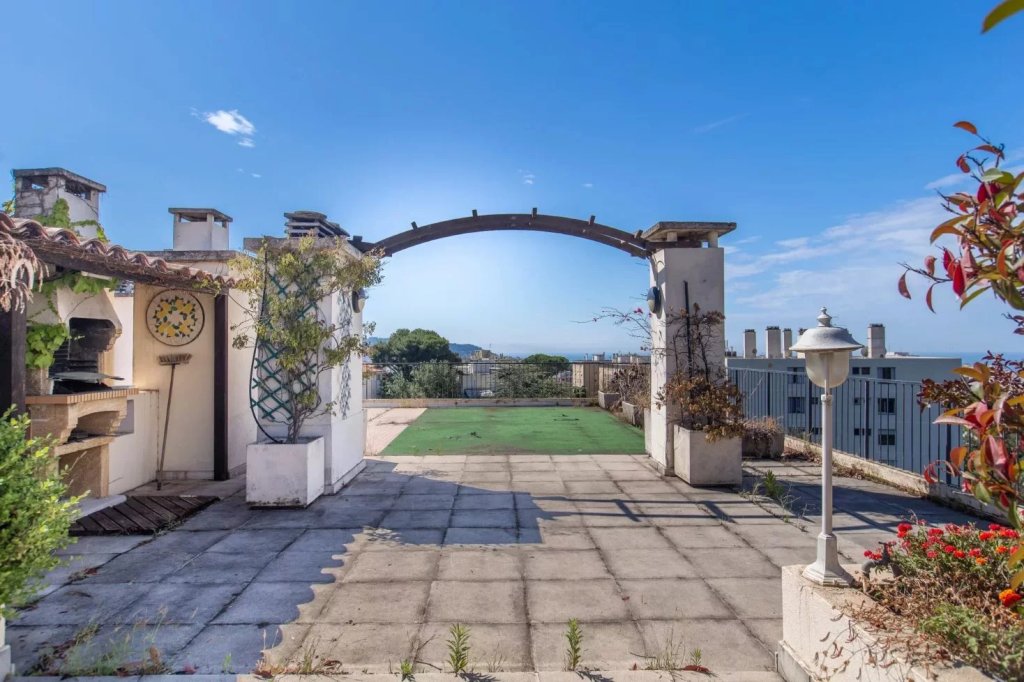 Apartment for sale in Nice — NICE - Cimiez Stunning 3Bedroom Penthouse with Large Terrace