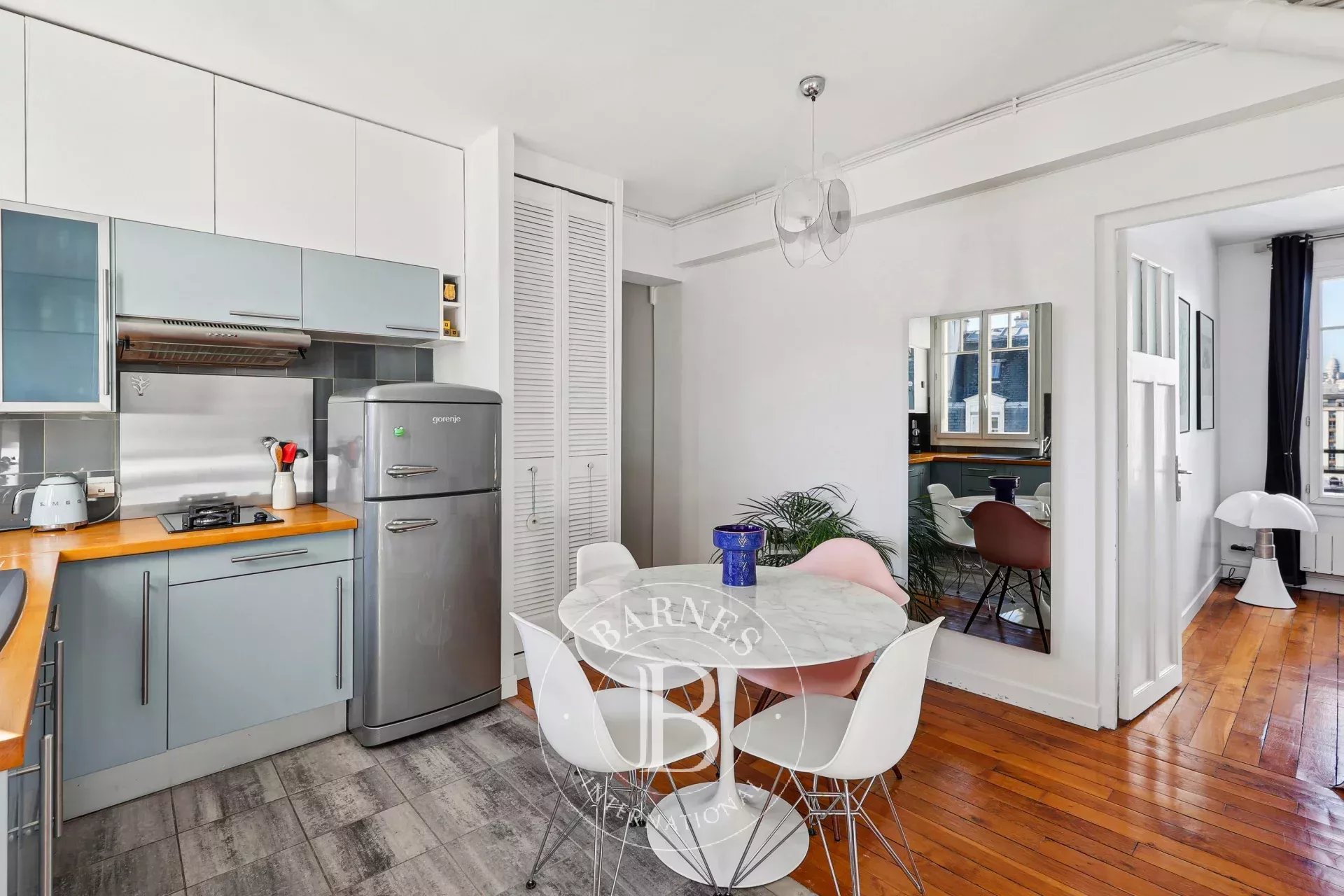 Daire Paris 10ème - picture 4