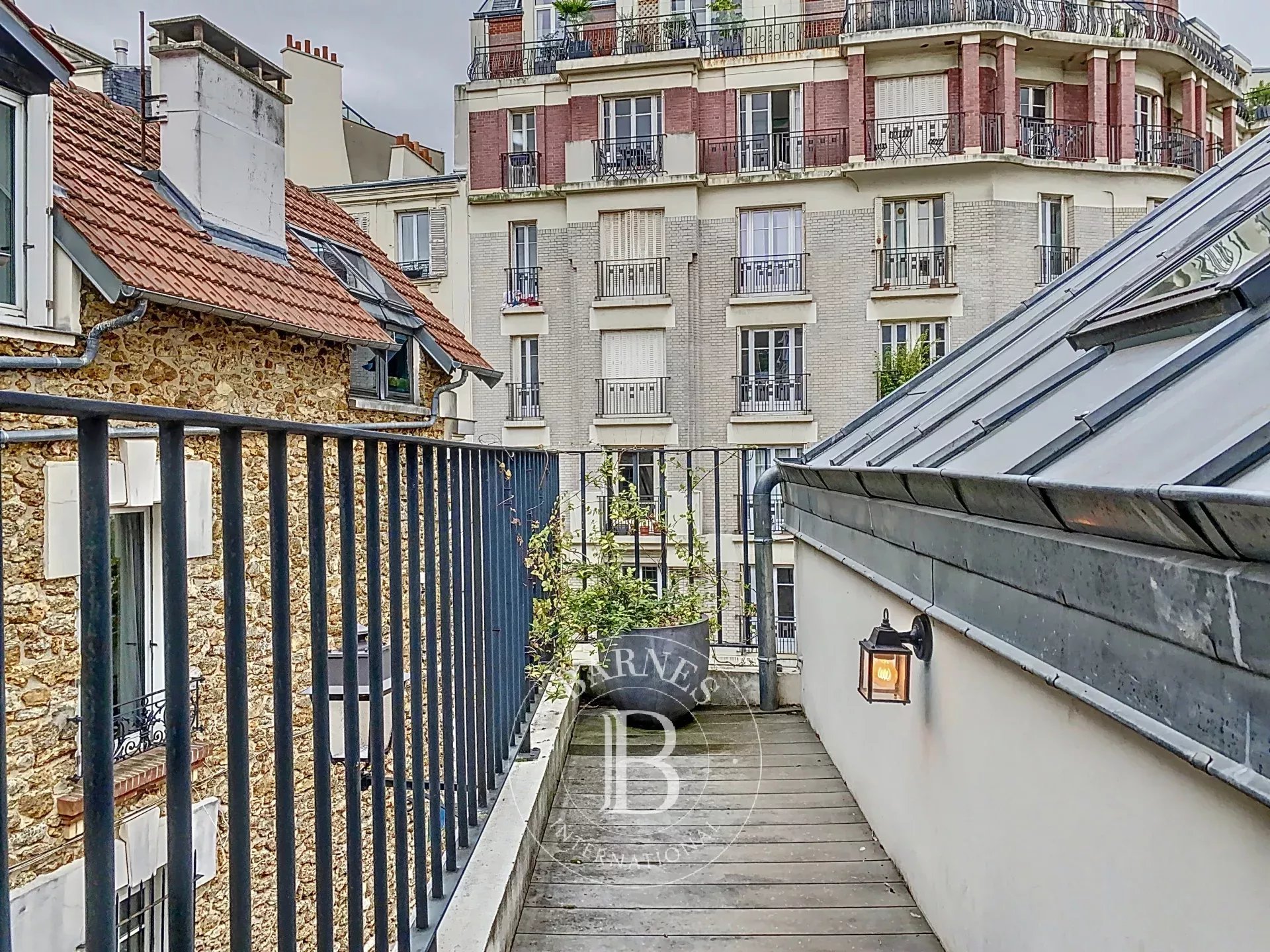 Ev Paris 18ème - picture 24
