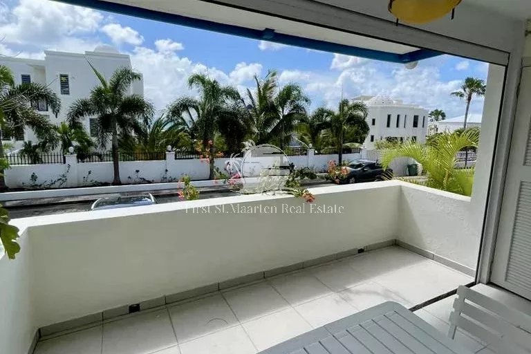 3rd Row Beachfront Pelican Key & Charming récemment rénové