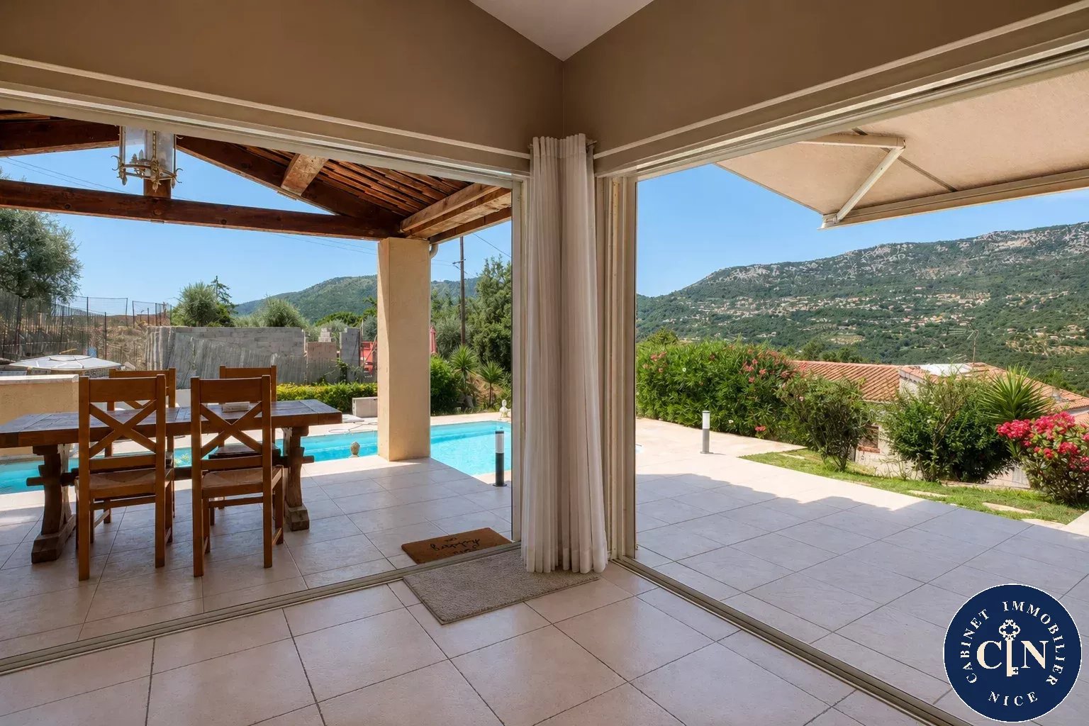 Villa 7 pièces 240 m² - Piscine chauffée vue dégagée - Contes — photo 3