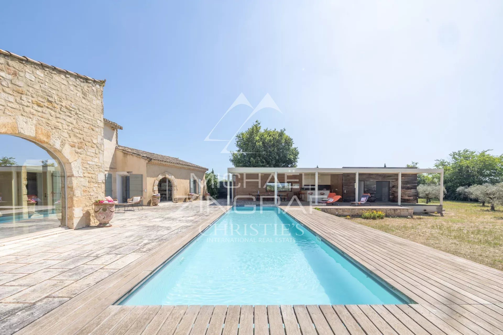 6 Bedroom Villa/Townhouse's Image 11