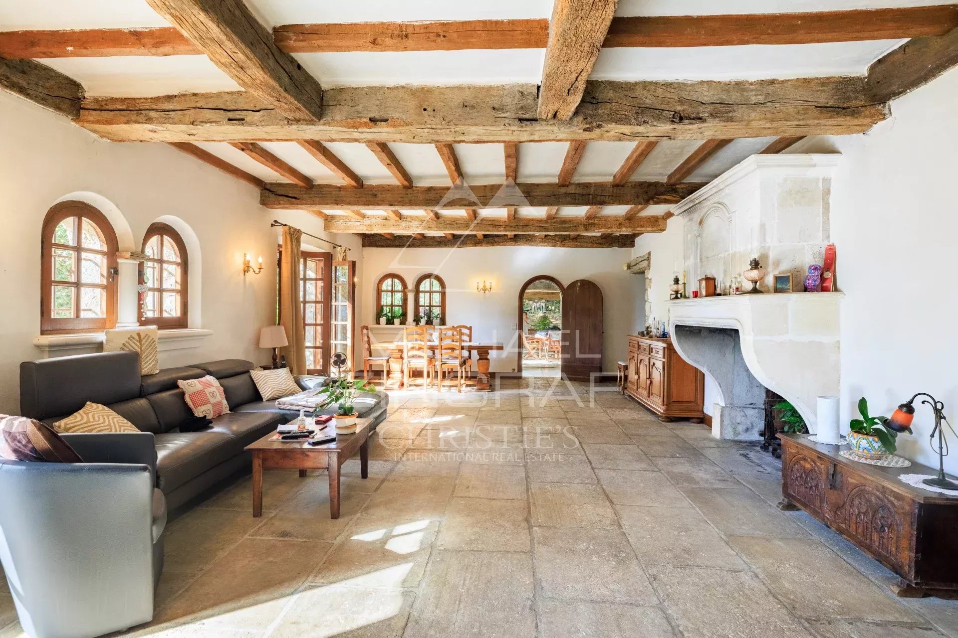4 Bedroom Villa/Townhouse's Image 4