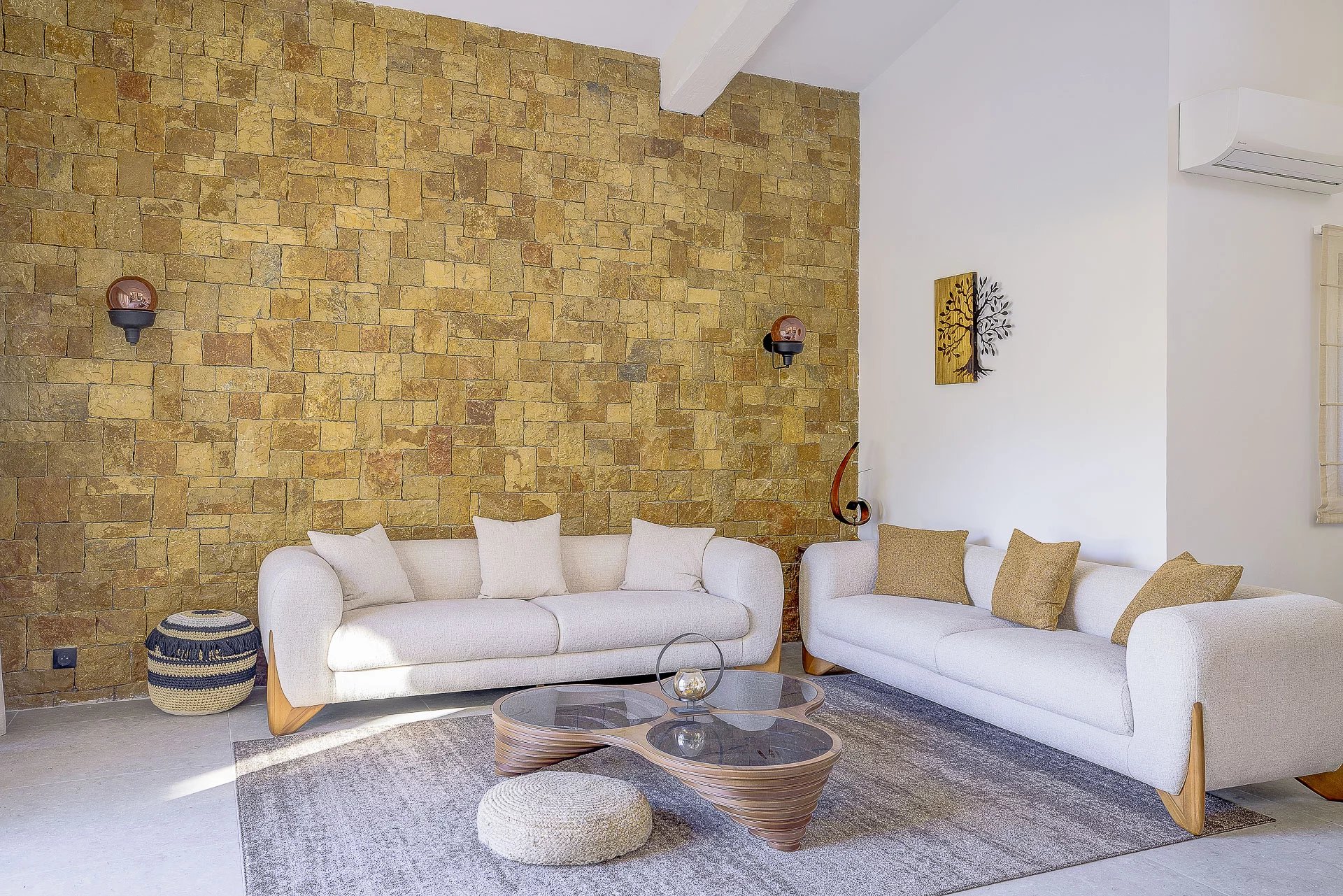 Sale House Valbonne