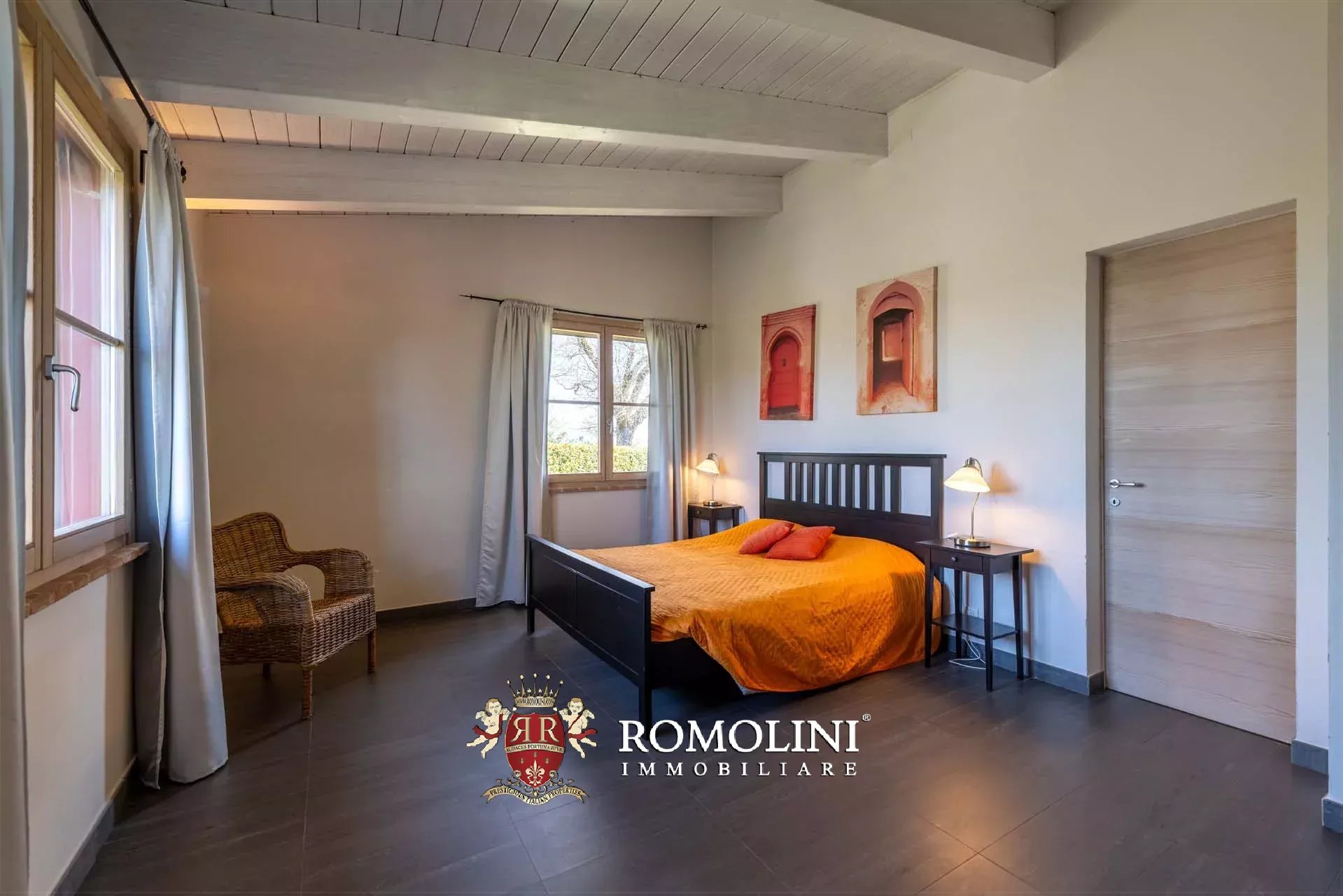 LUXUSANLAGE MIT 19 WOHNUNGEN IN DER TOSKANA, VAL D'ORCIA