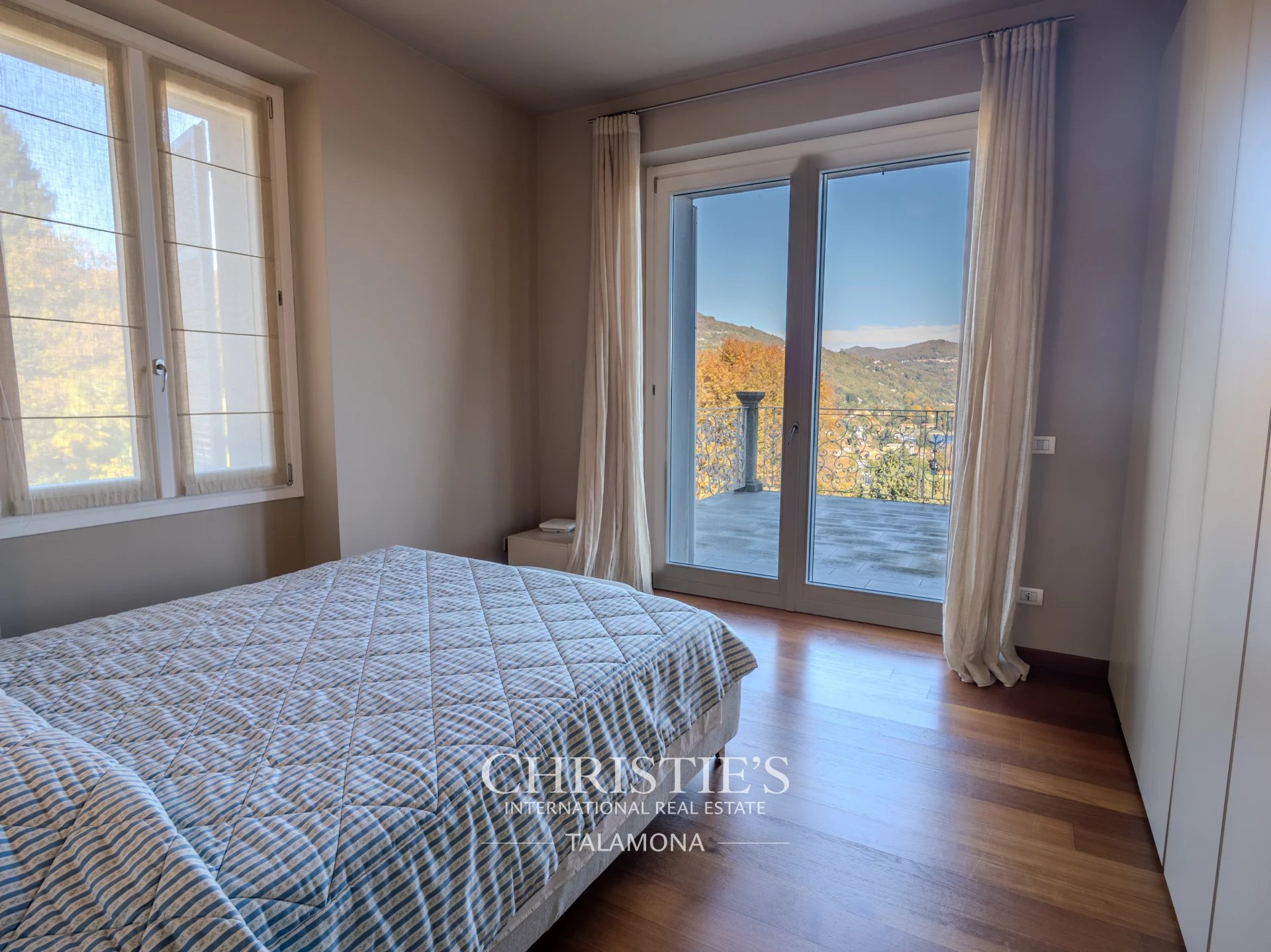 Villa/Townhouse's Image 9