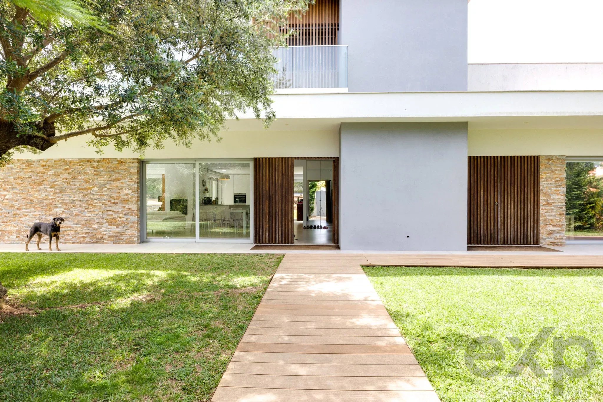17.5m Heated Lap Pool T4 Villa with Guest Apartment in Lagos 87053563 image 17