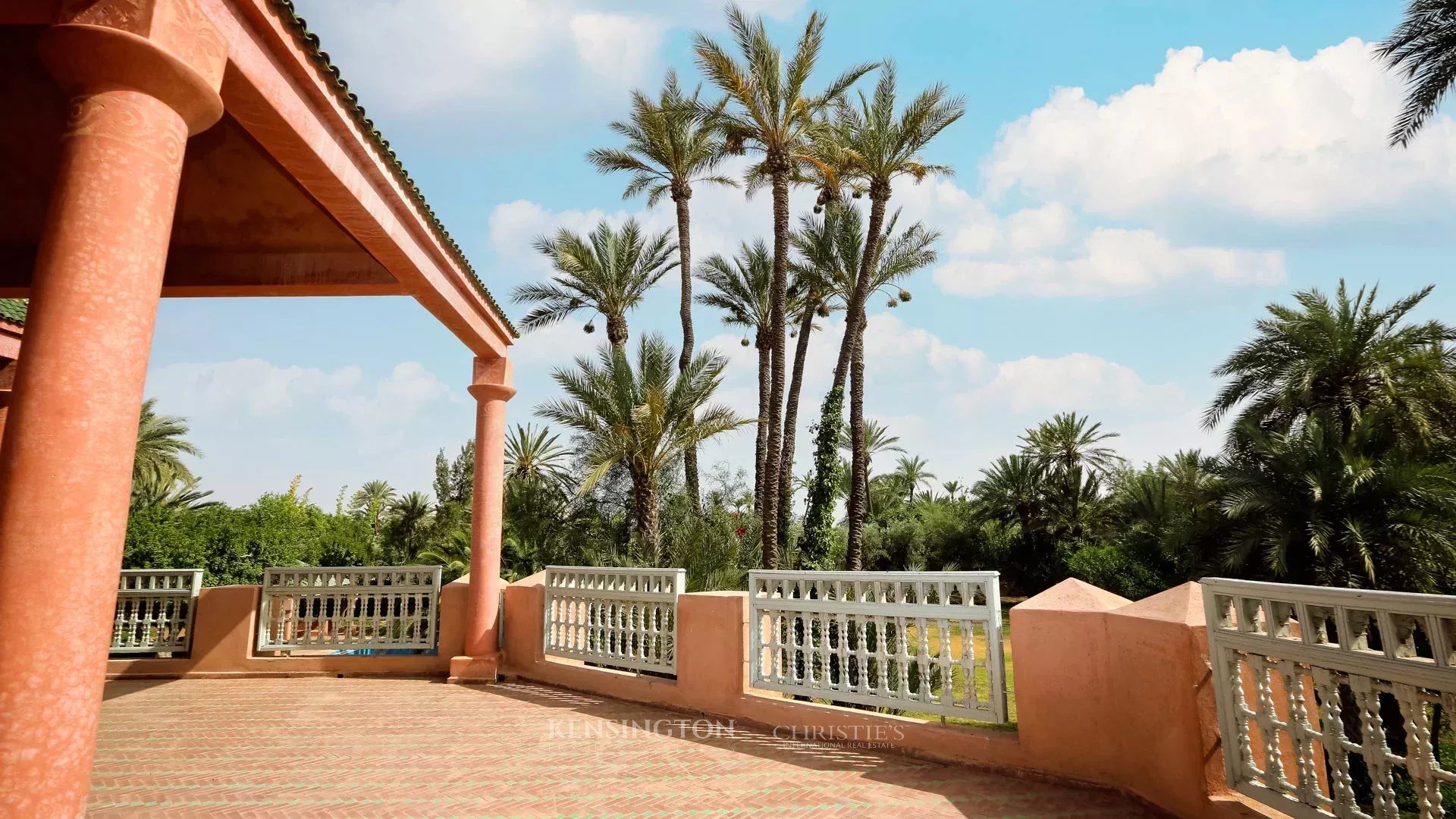 7 Bedroom Villa/Townhouse's Image 19