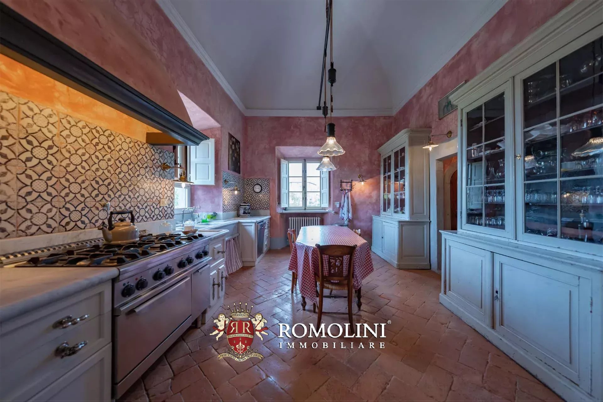 30 Bedroom Villa/Townhouse's Image 39