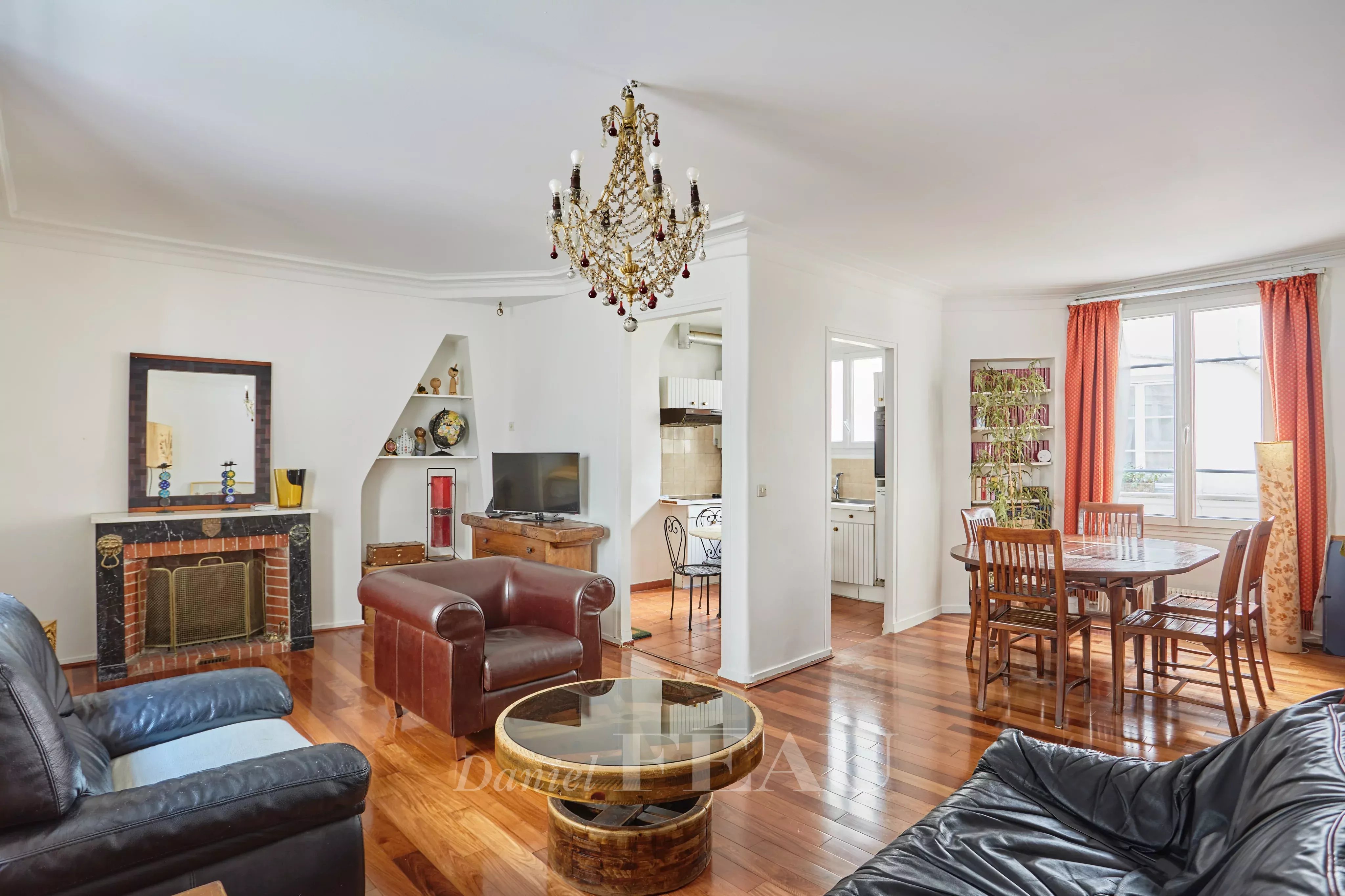 Paris Ier - Rue Saint-Honoré/ Rue Cambon, Idéal pied-à-terre