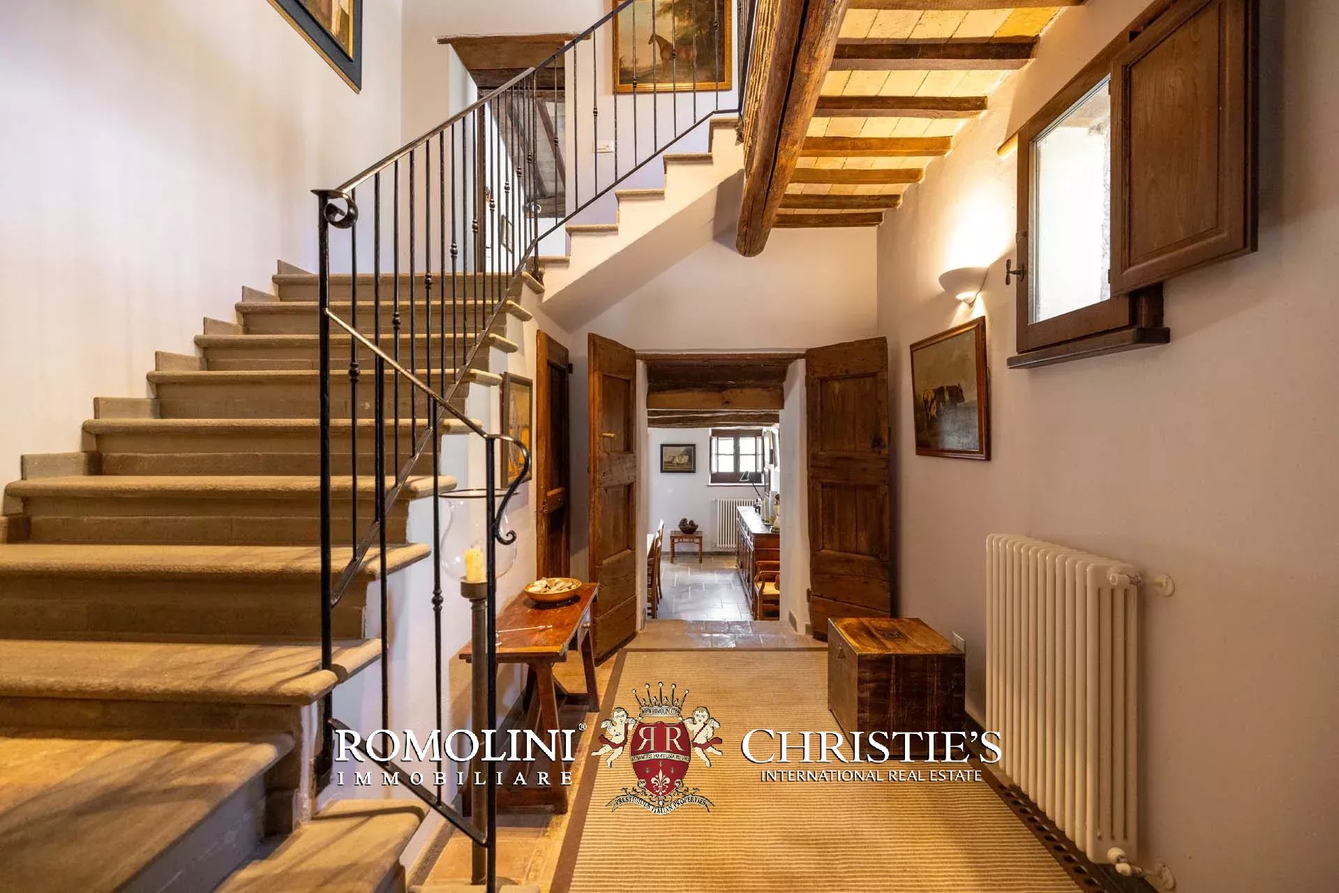 9 Bedroom Villa/Townhouse's Image 36