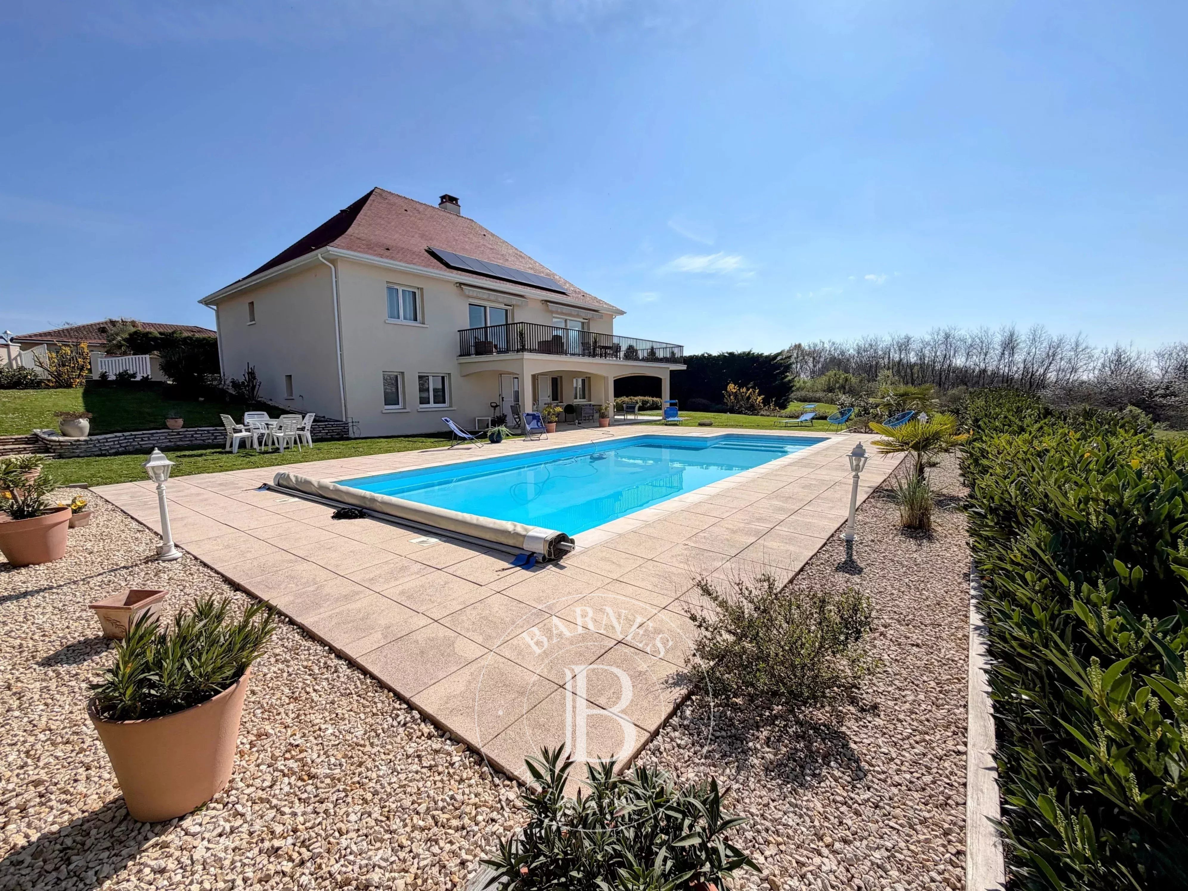 Villa Vichy  -  ref 86852834 (picture 2)