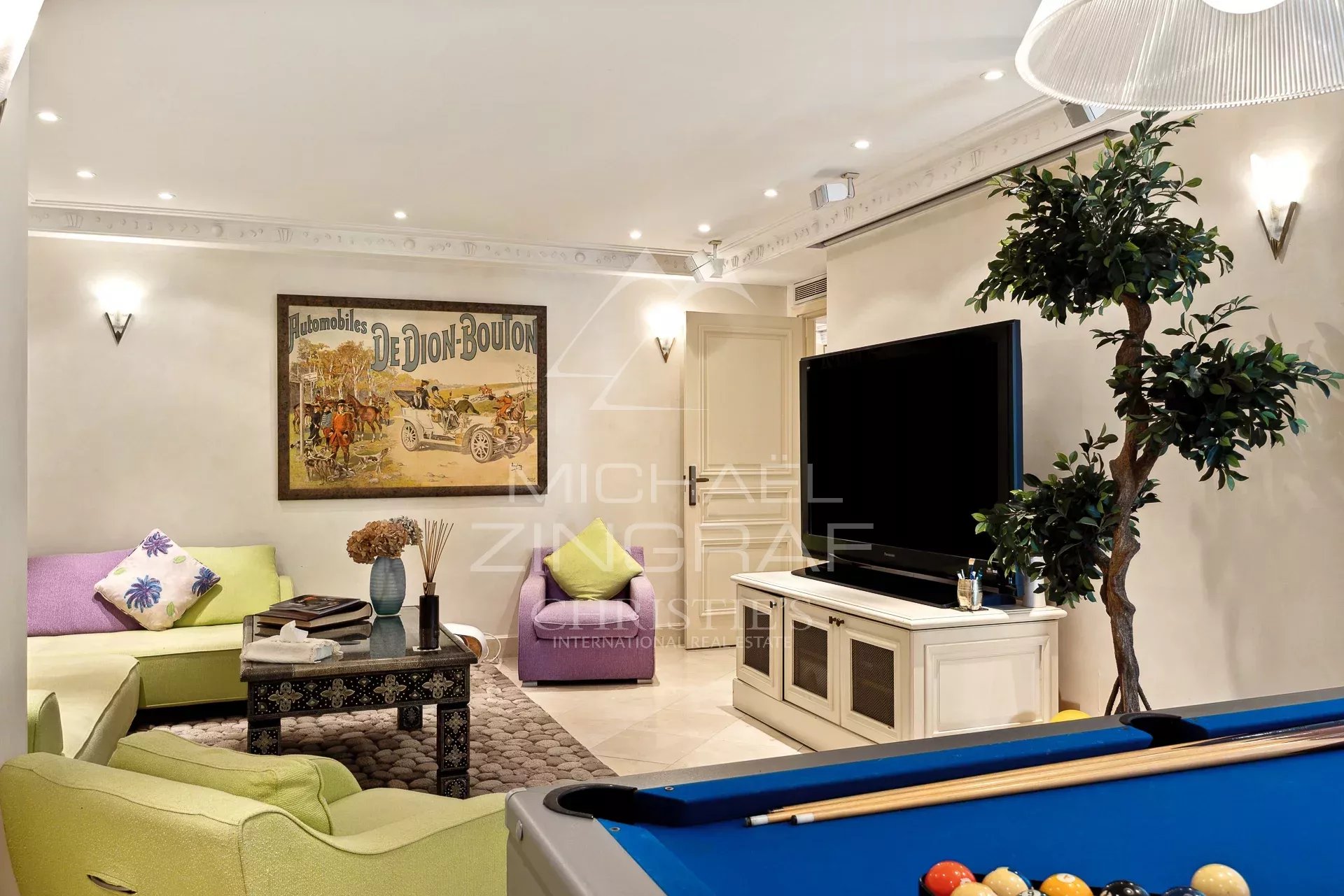 8 Bedroom Villa/Townhouse's Image 17