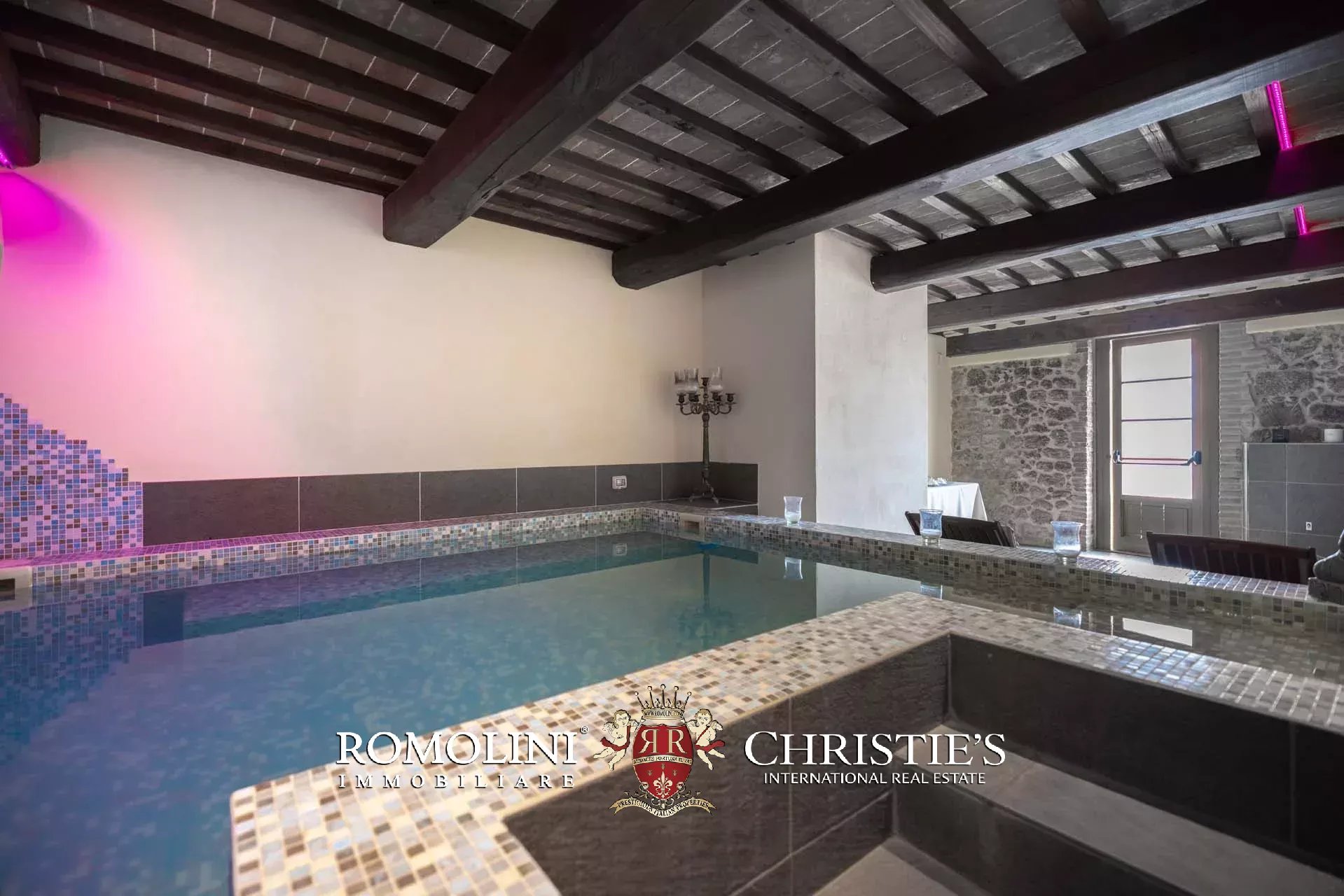 14 Bedroom Villa/Townhouse's Image 41