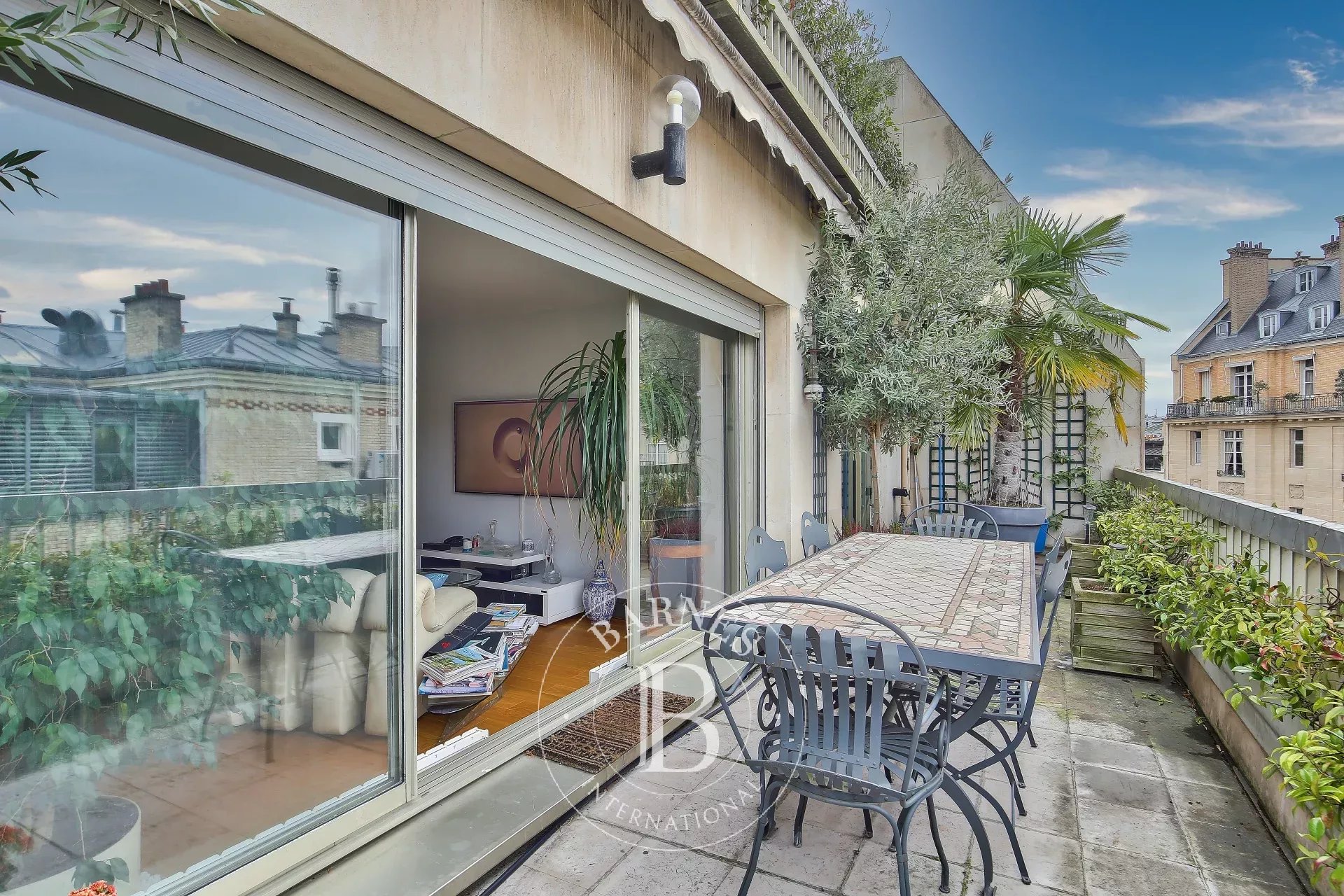 Exclusive - Paris 16 - Victor Hugo -- Apartment with a terrace - 2 or 3 bedrooms