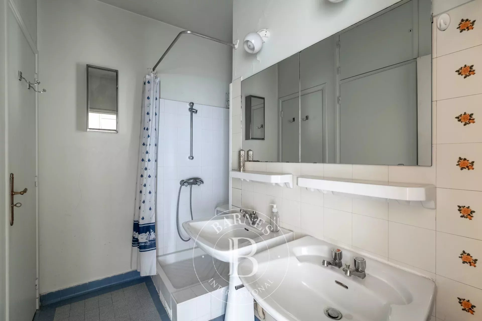 Paris 16 - Muette - Exceptional view - Family apartment with reception rooms - Balconies - picture 17