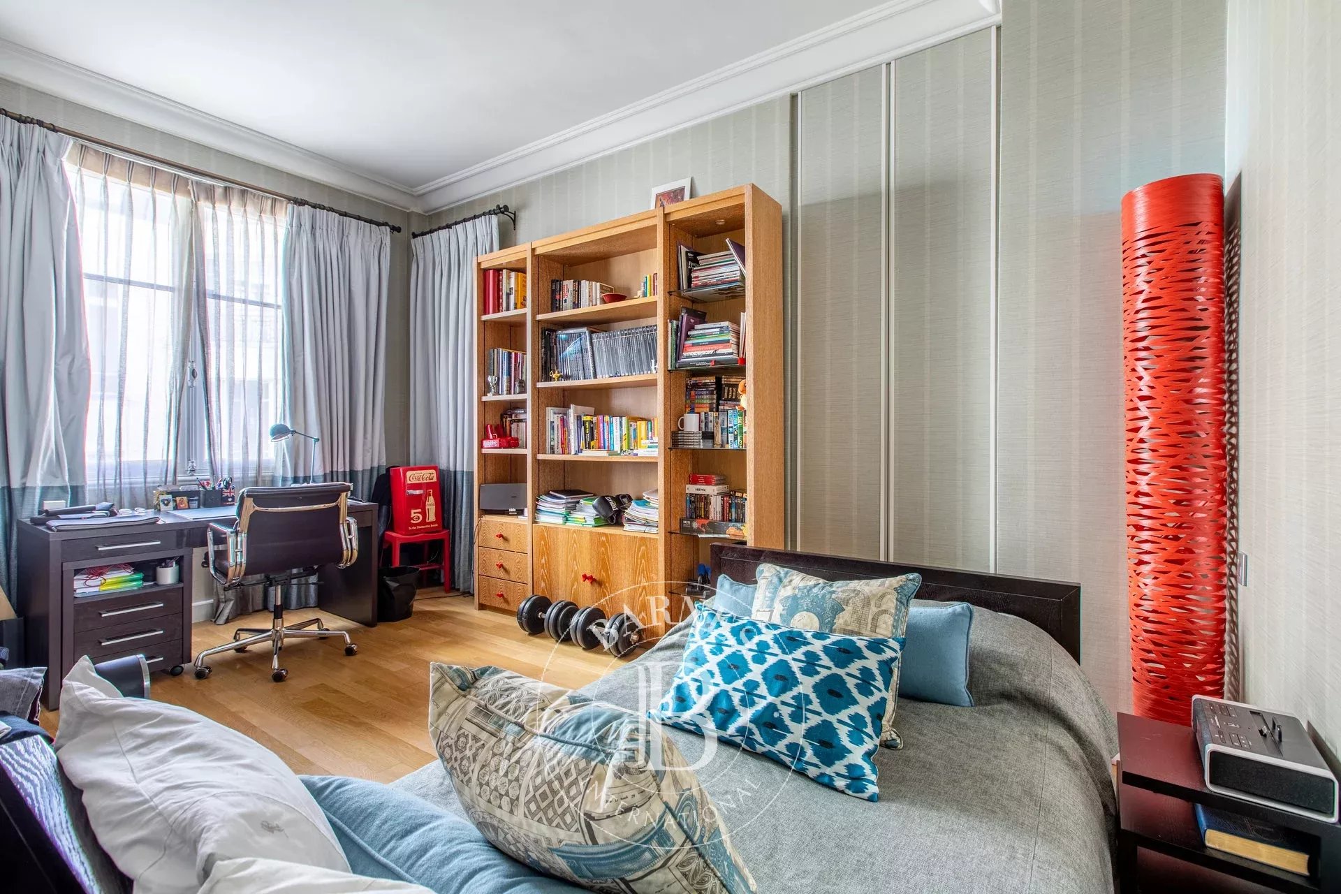 Daire Paris 16ème - picture 16