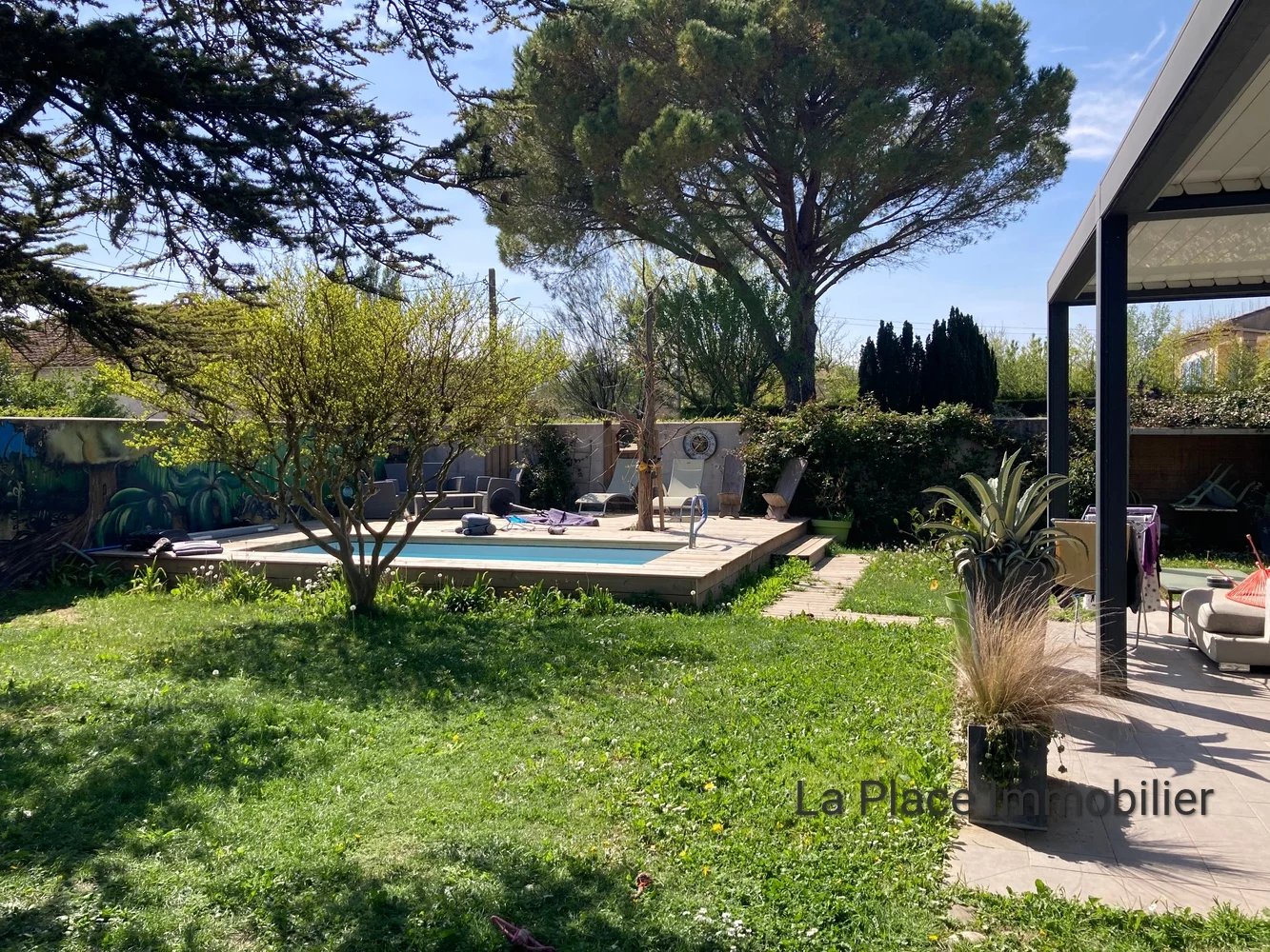 Villa 6 pièces 170m2 à L'isle sur la Sorgue