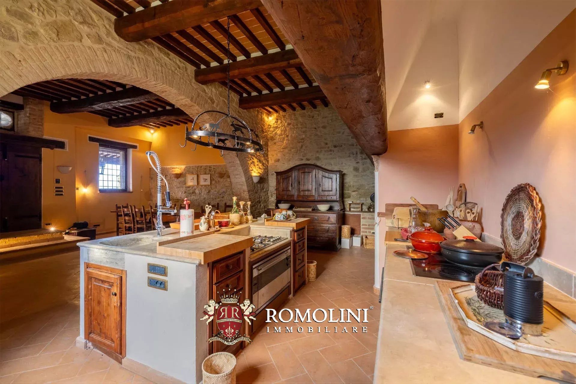 10 Bedroom Villa/Townhouse's Image 168