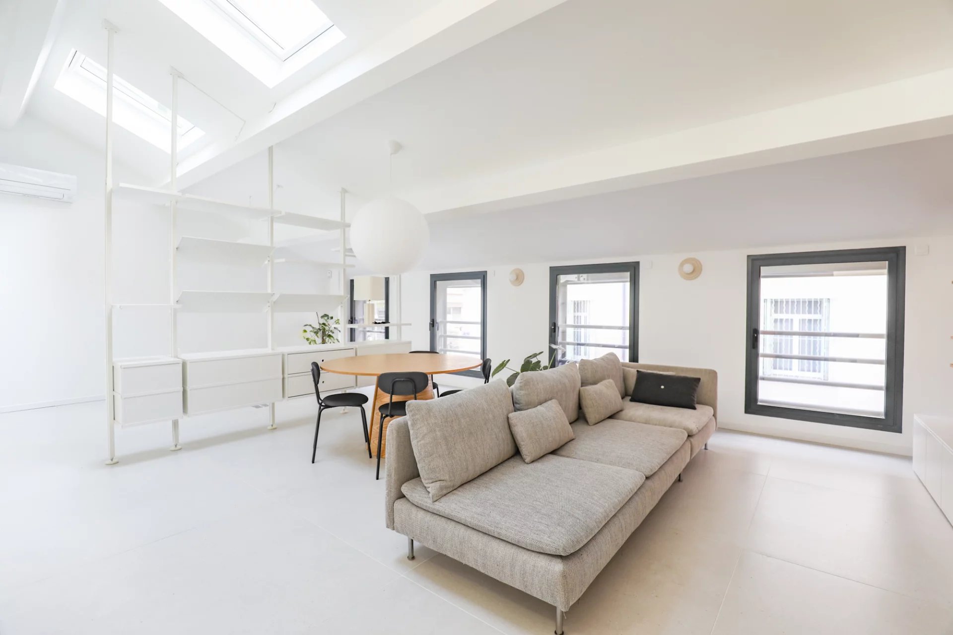 L'INCROYABLE - Loft meublé de 90 m² - 13005