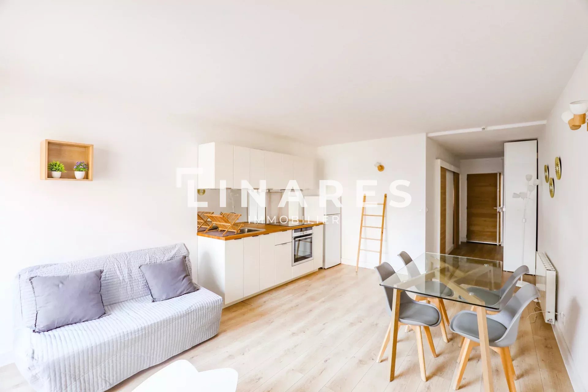 LE MERMOZ - Studio de 37m2 Meublé  - Balcon