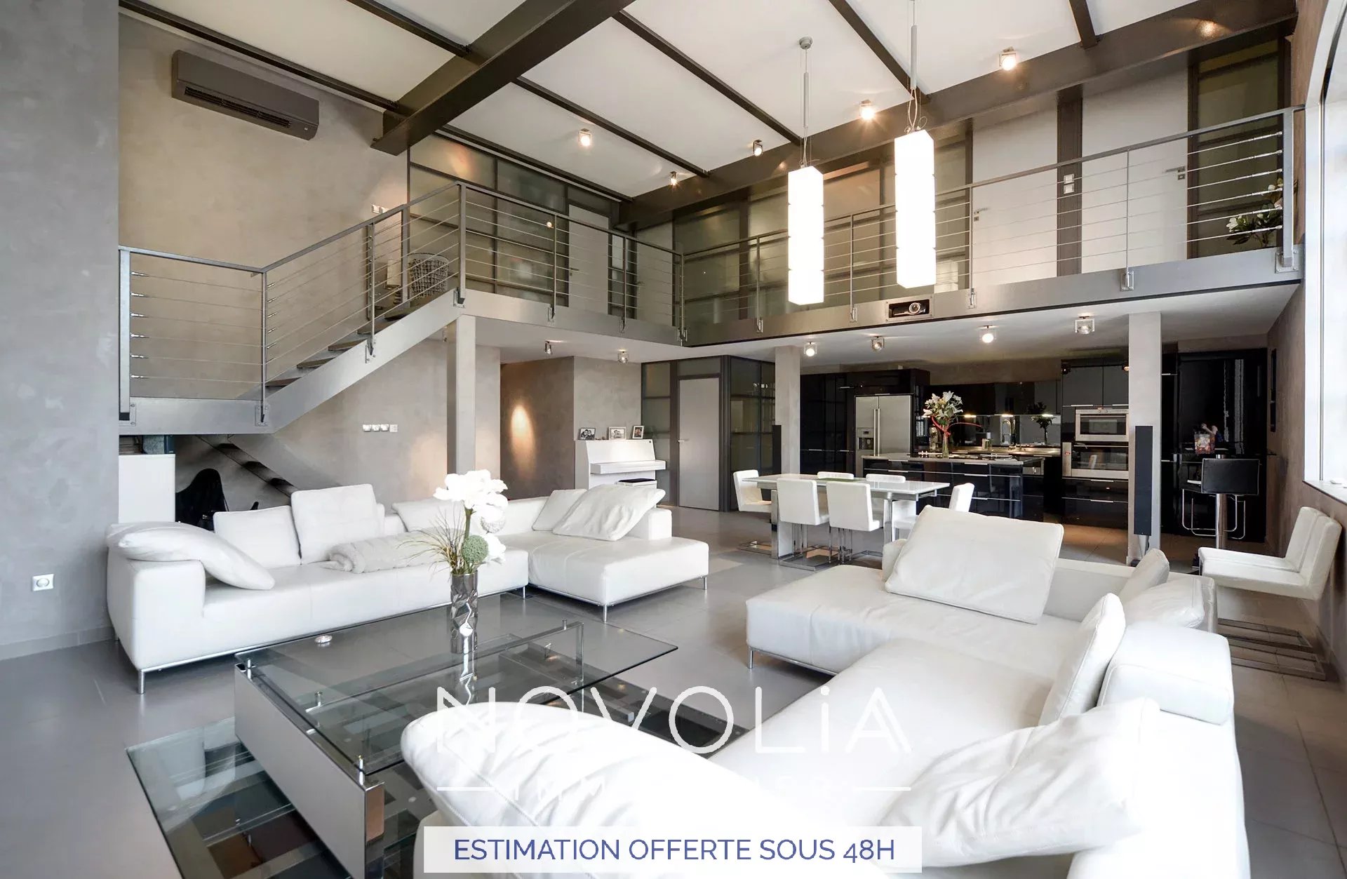Location Appartement Surface de 285.98 m, 5 pices, Lyon 4me (69004)