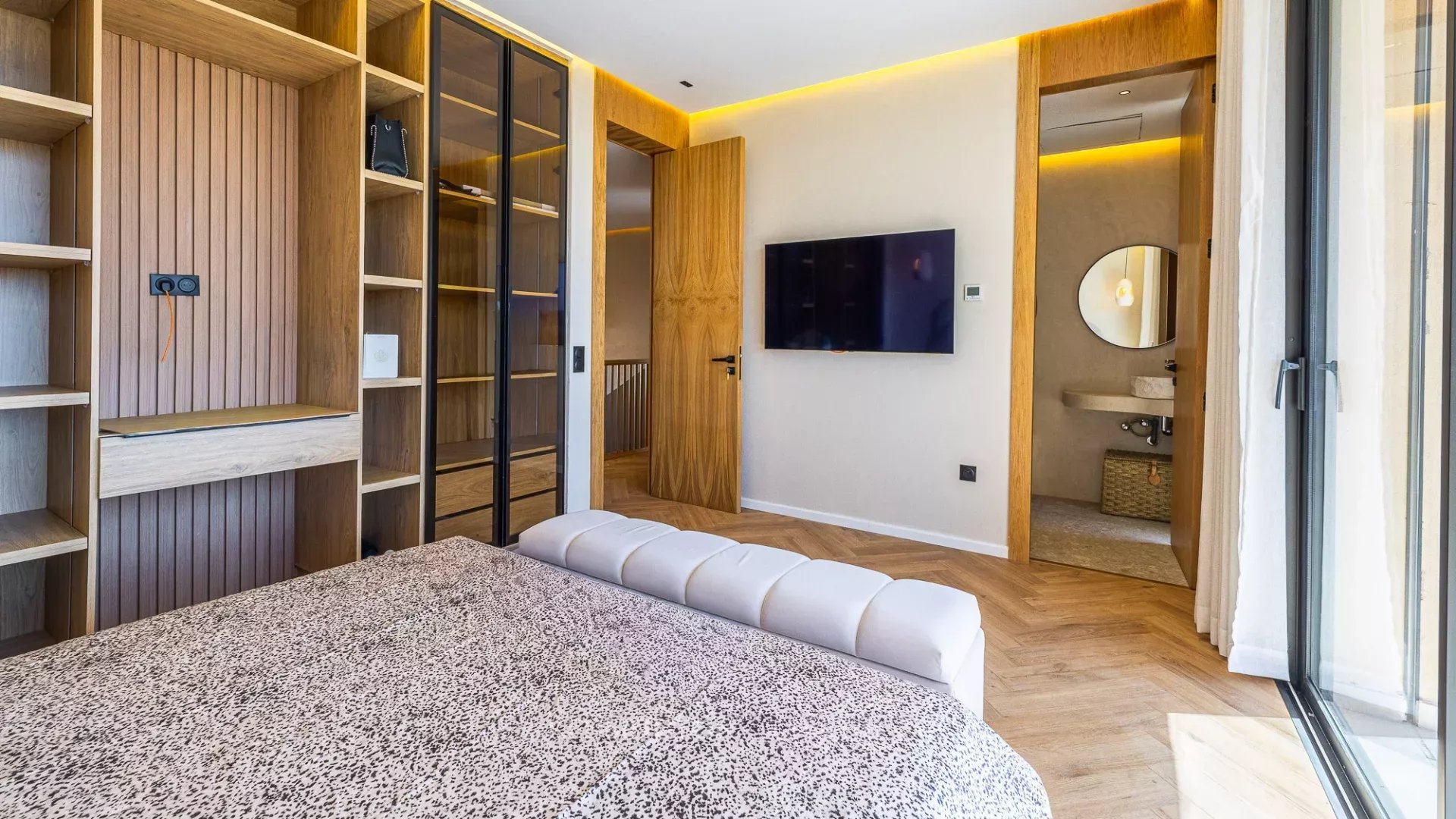 4 Bedroom Villa/Townhouse's Image 31
