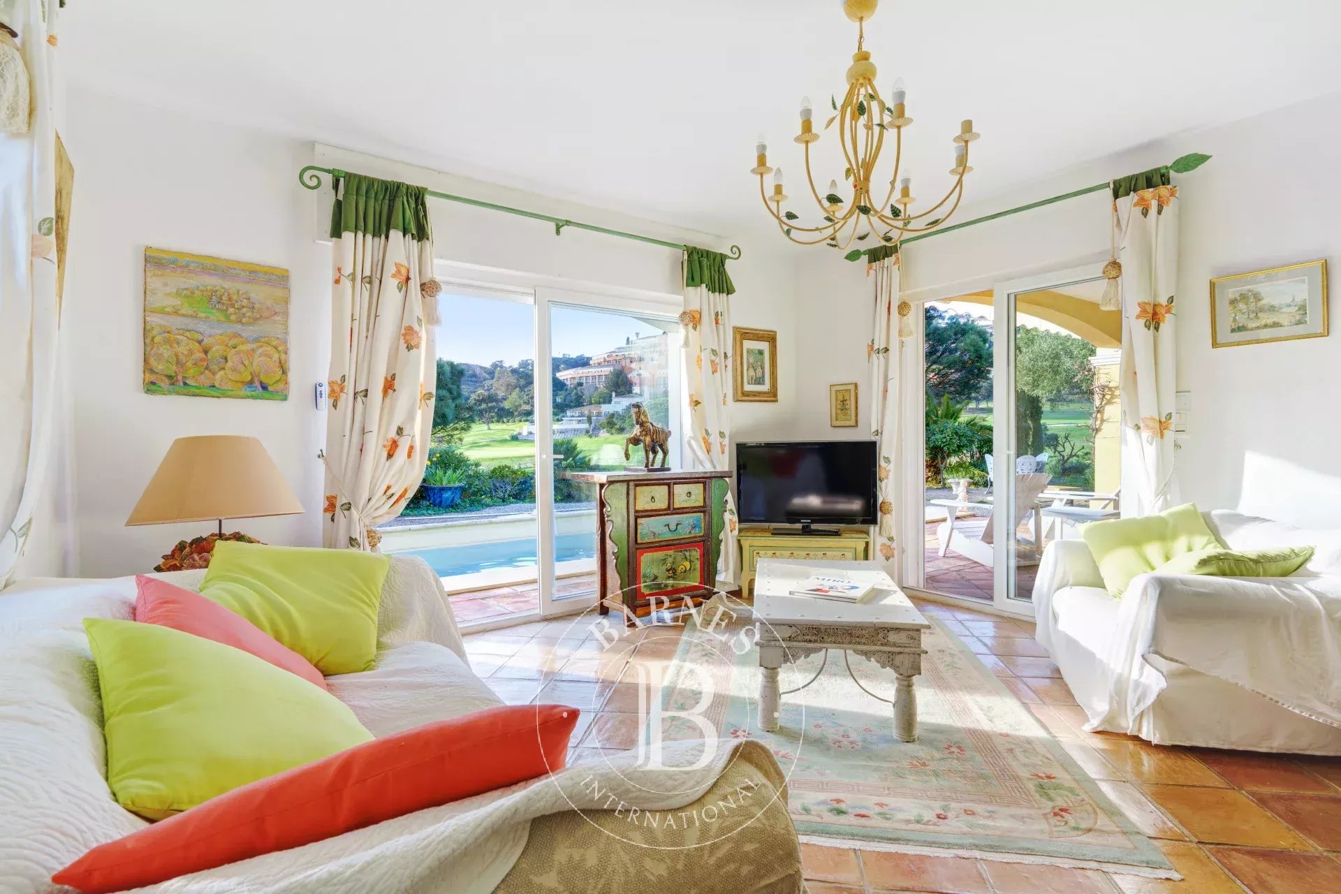 Villa Sainte-Maxime - picture 7