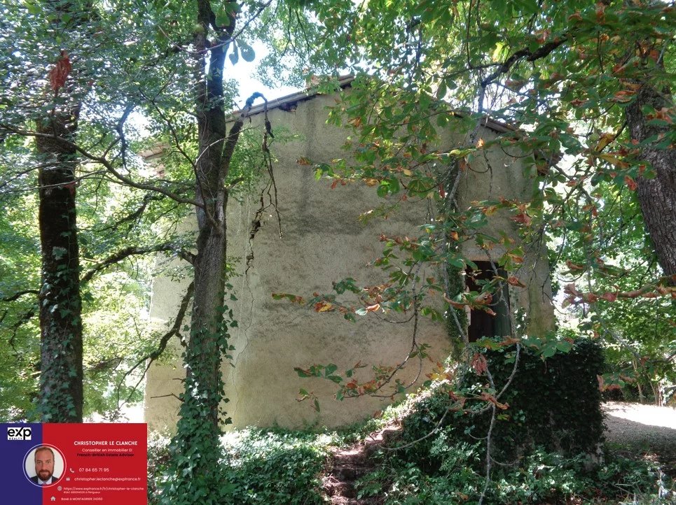 Grand potentiel, projet de rénovation dans un petit hameau, 220 m², 1923 m² de terrain