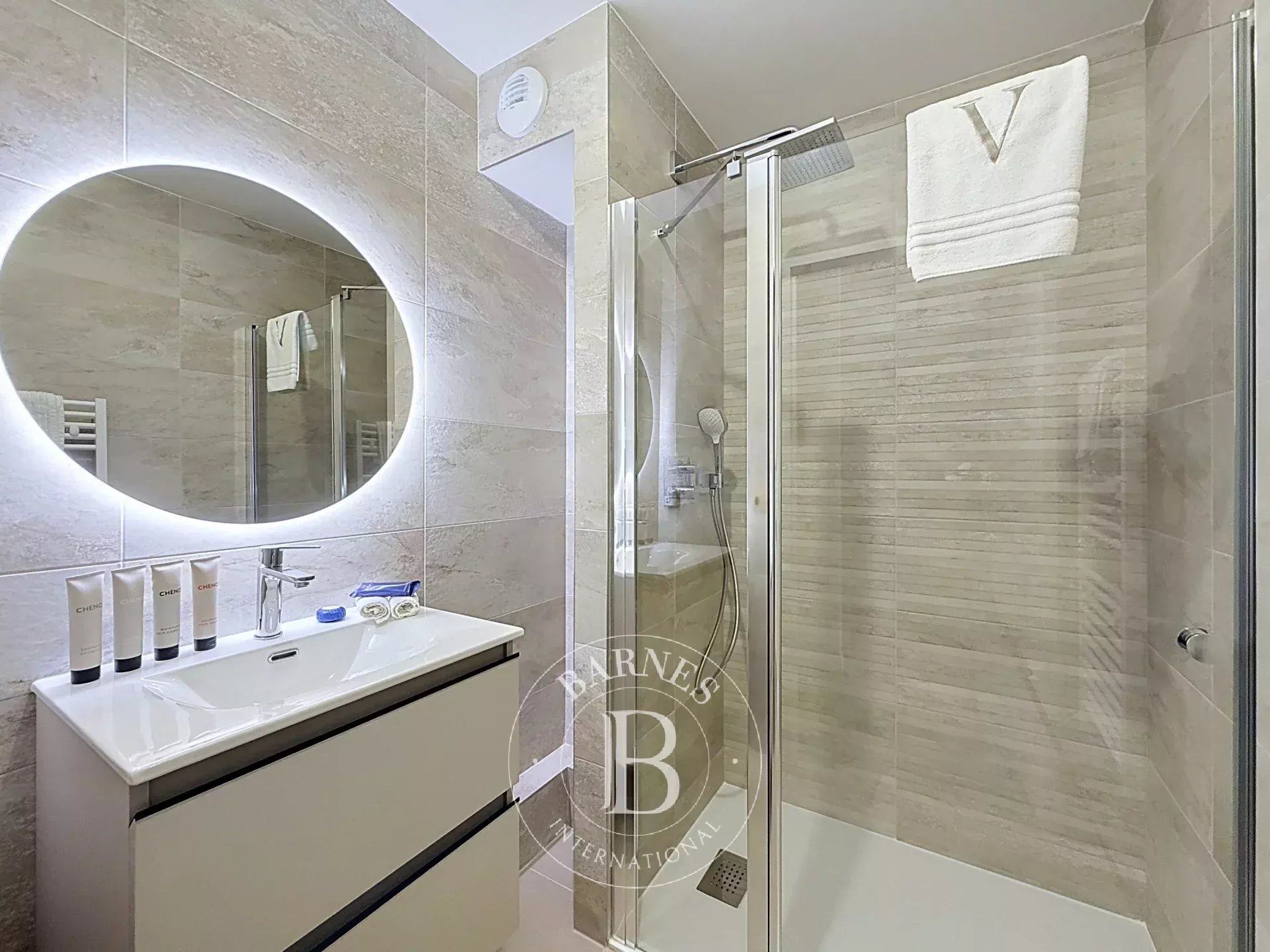 Neuilly-sur-Seine  - Piso 5 Cuartos 4 Habitaciones - picture 11