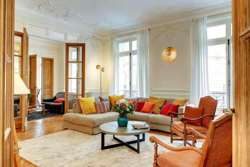 For Rent Apartment | Paris 7ème - picture 1